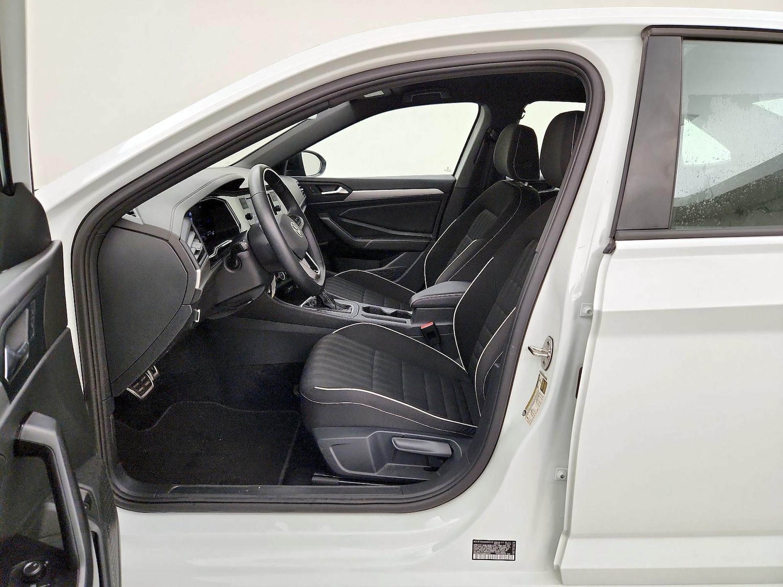 2024 Volkswagen Jetta Sport - Photo 12