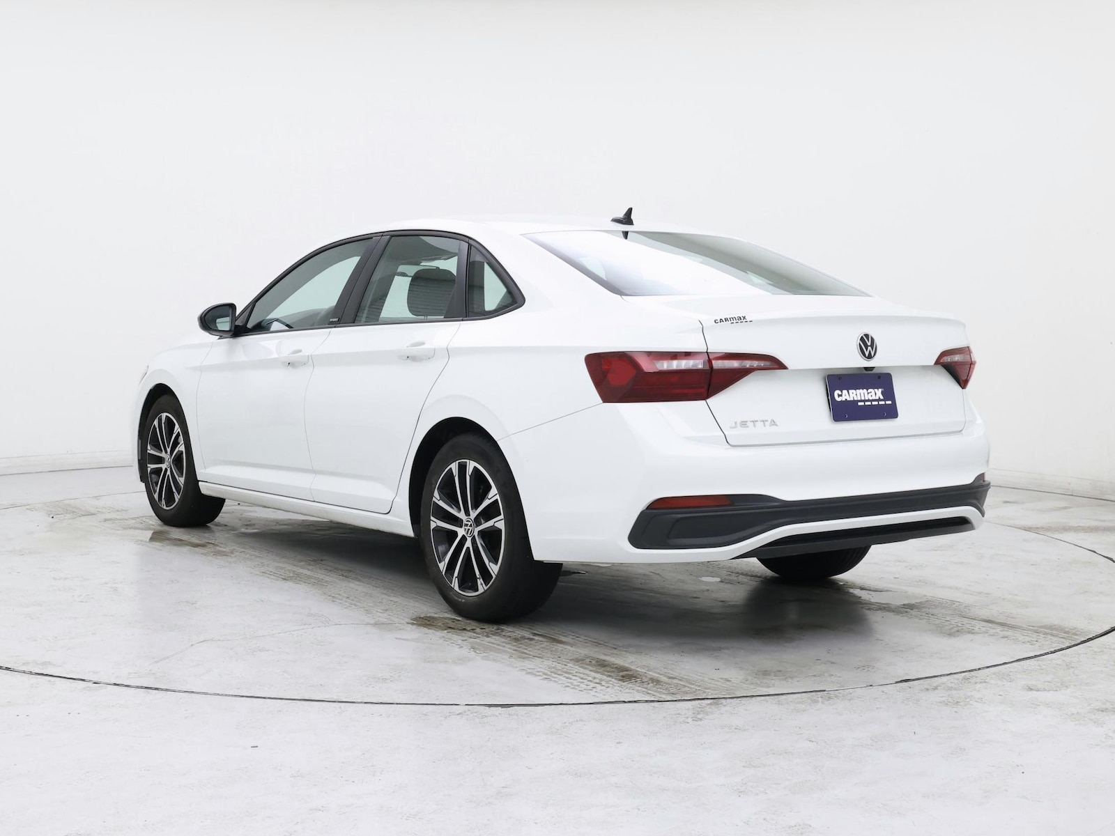 2024 Volkswagen Jetta Sport - Photo 3