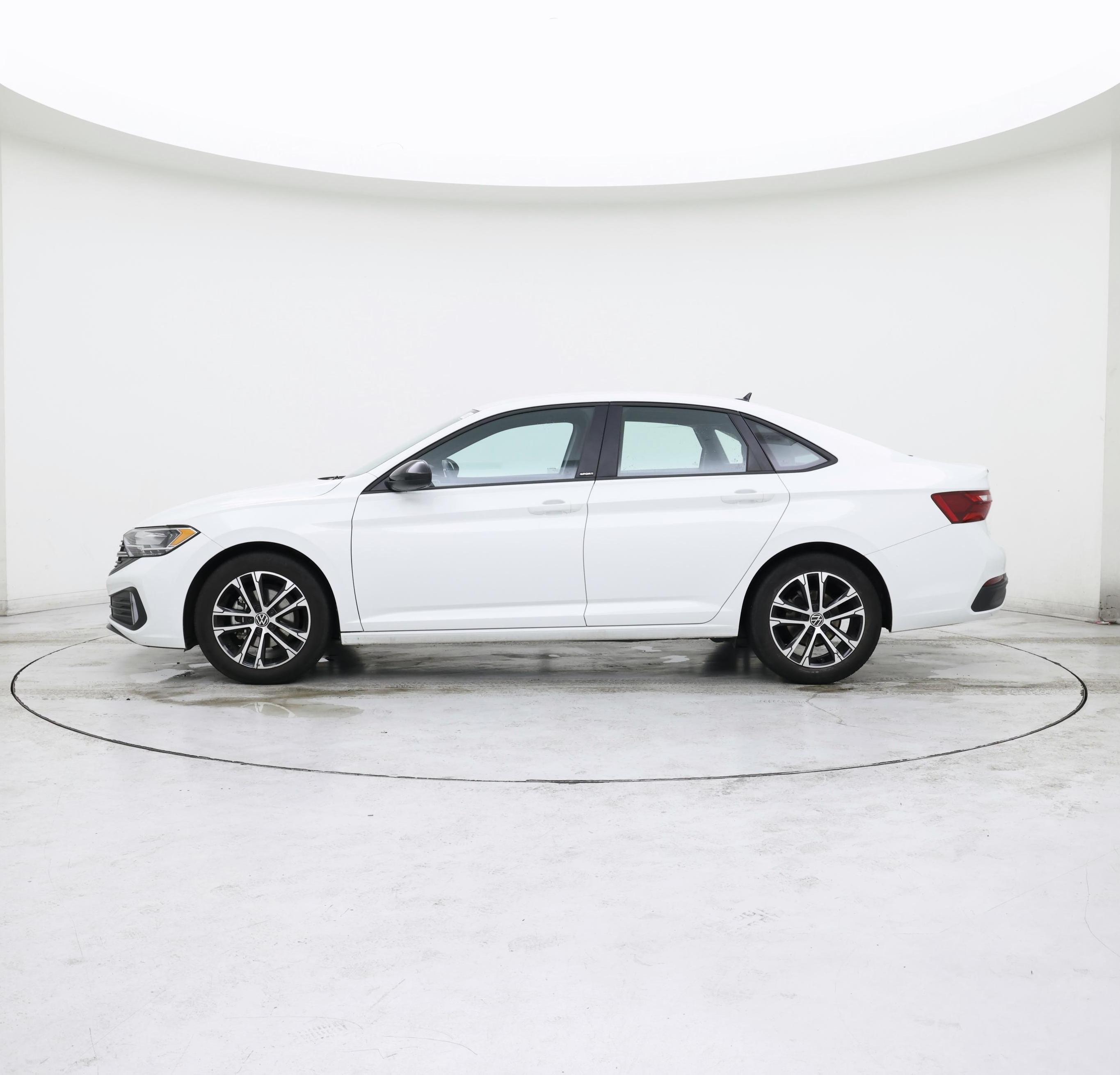 Thumbnail: 2024 Volkswagen Jetta - 3