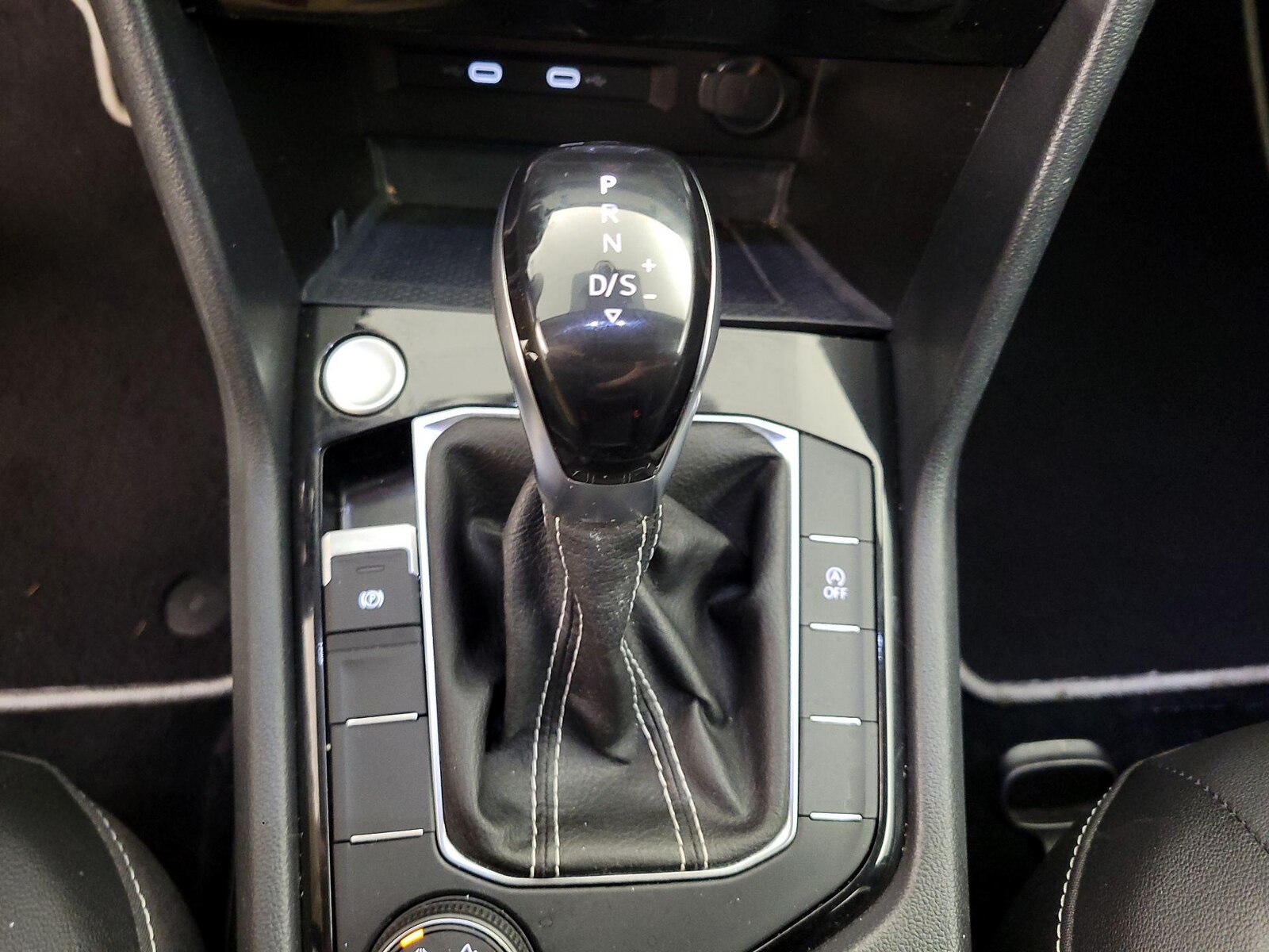 2023 Volkswagen Taos SE - Photo 19