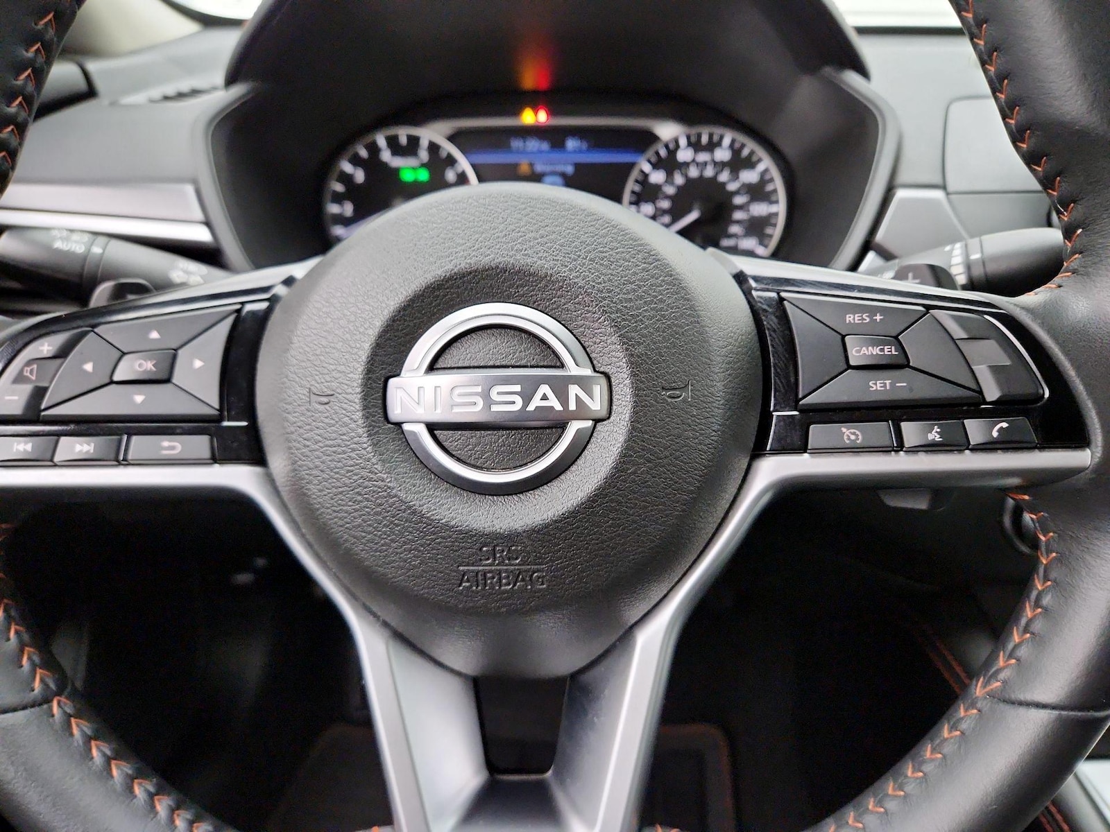 2024 Nissan Altima SR - Photo 11