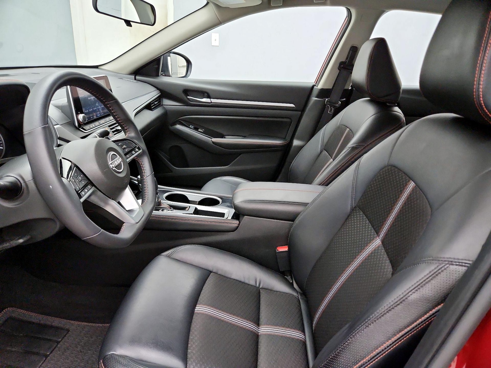 2024 Nissan Altima SR - Photo 12