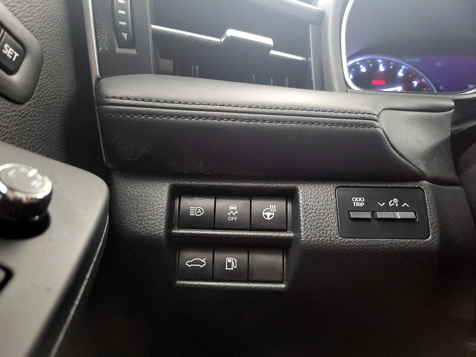 2021 Toyota Avalon Touring - Photo 14