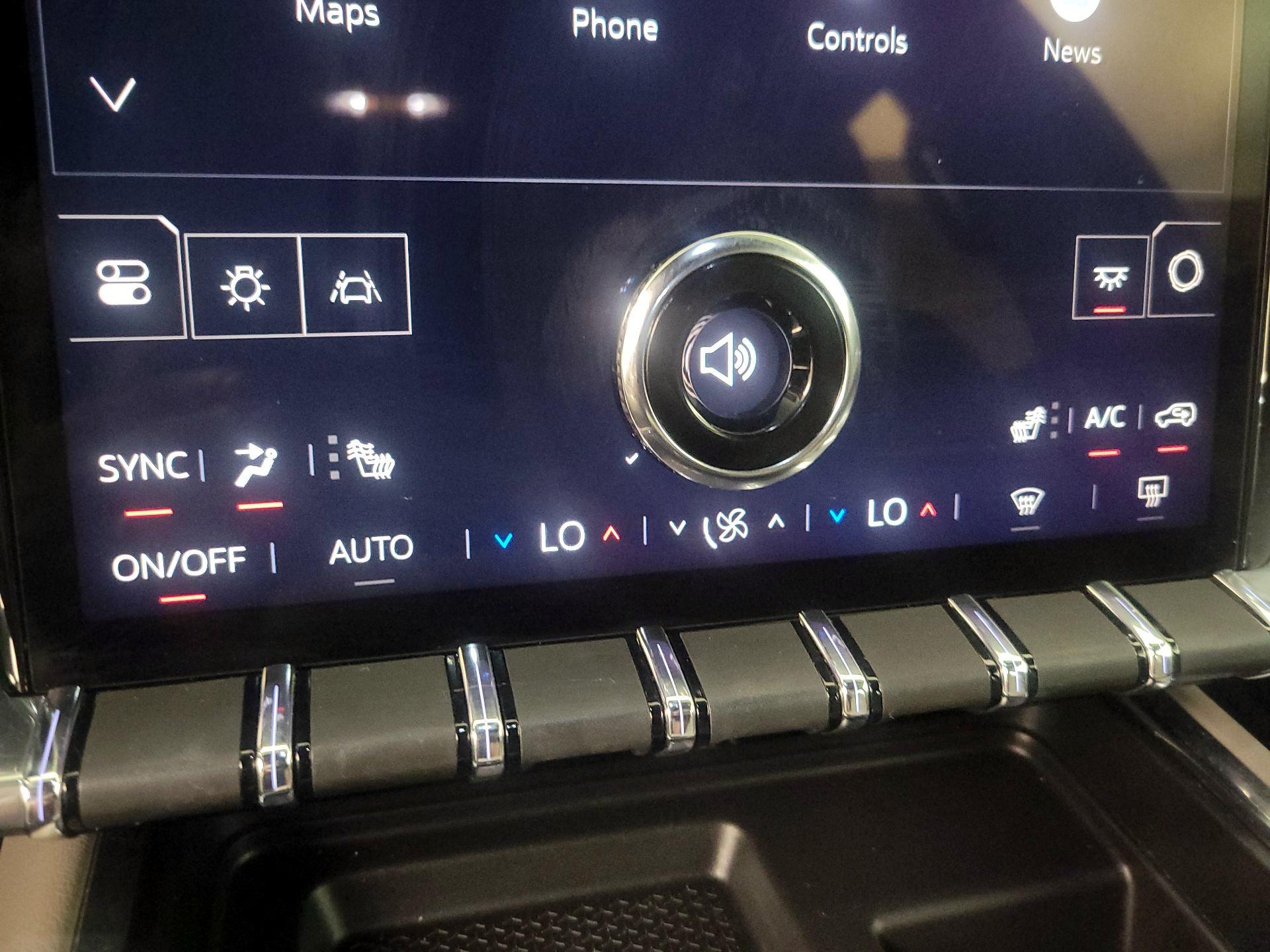 Thumbnail: 2025 GMC Acadia - 17