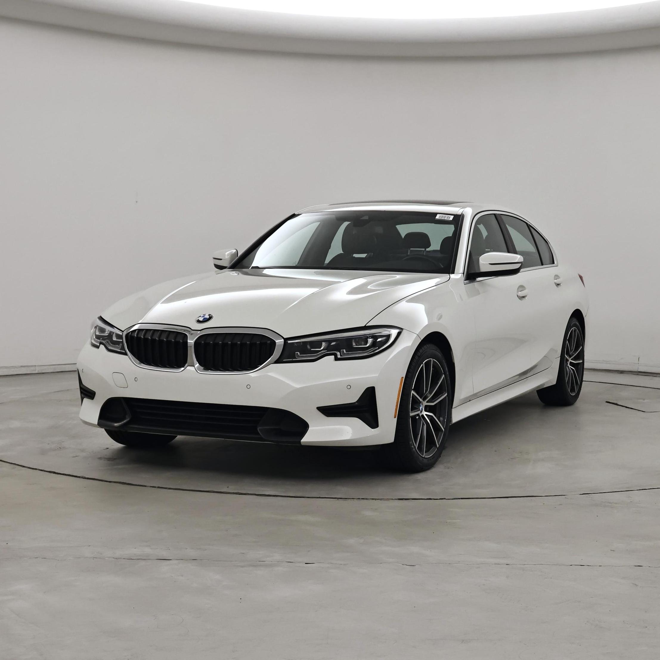 Thumbnail: 2019 BMW 3 Series - 4