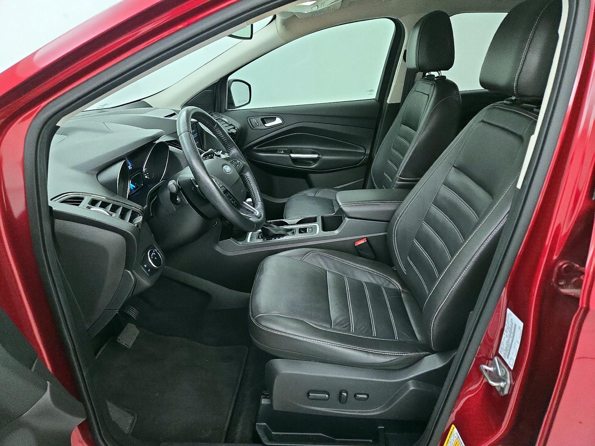 Thumbnail: 2017 Ford Escape - 11
