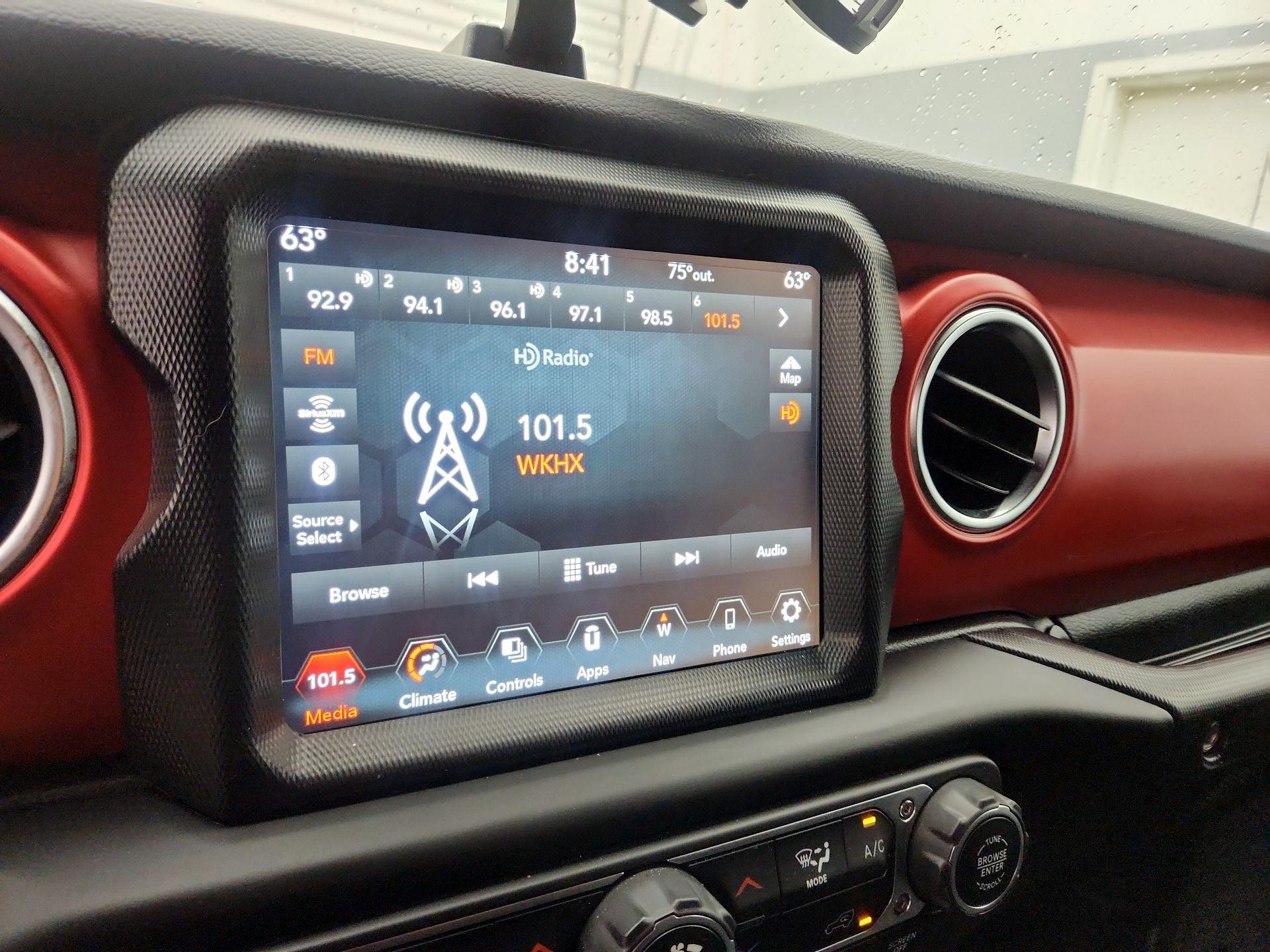 Thumbnail: 2023 Jeep Wrangler - 15
