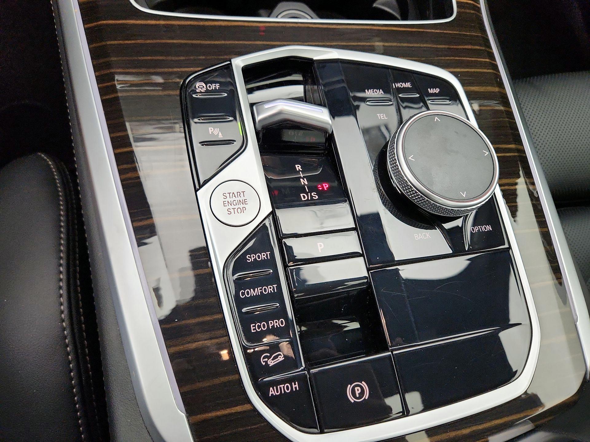Thumbnail: 2026 BMW X5 - 18