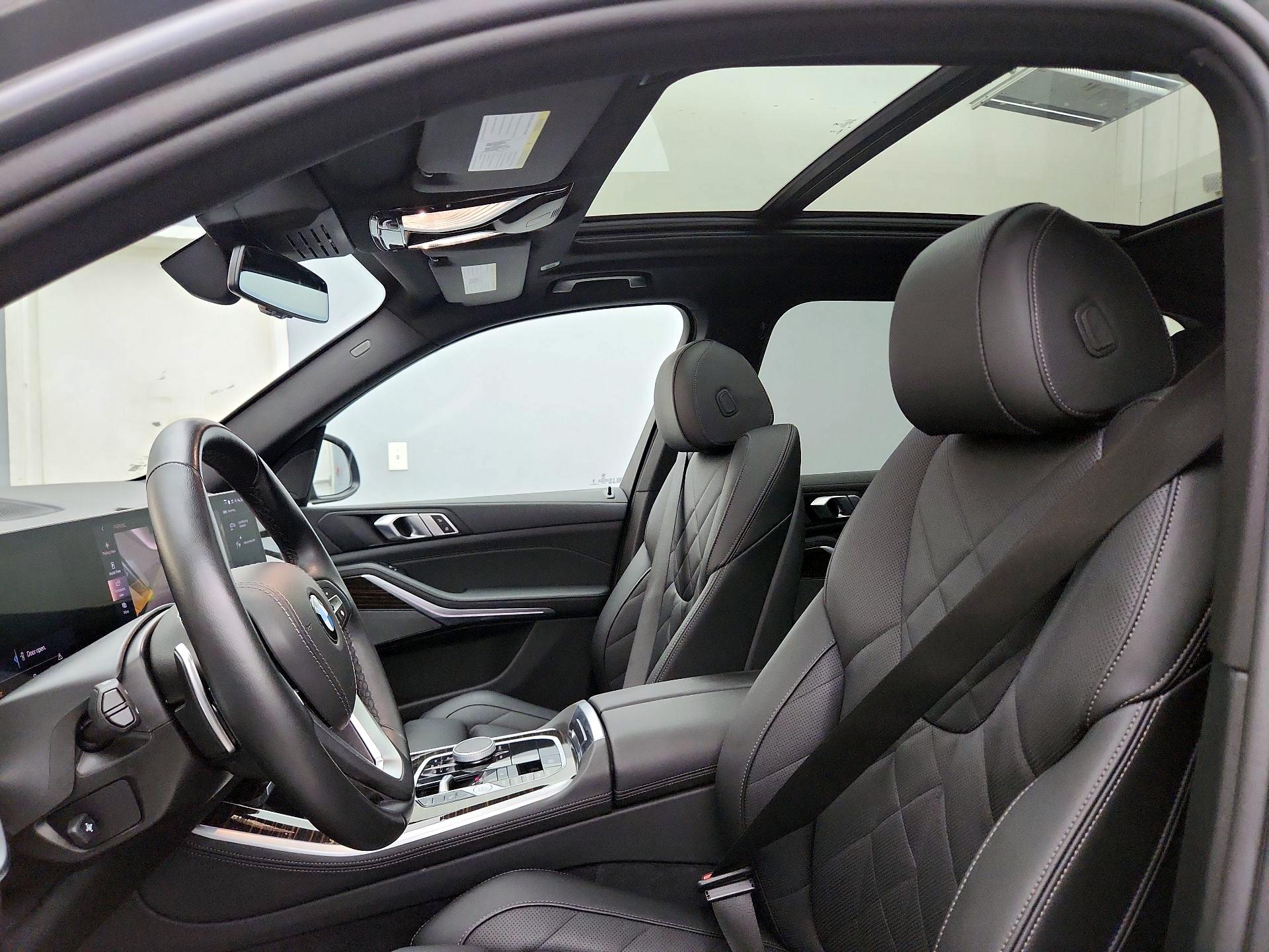 Thumbnail: 2026 BMW X5 - 20