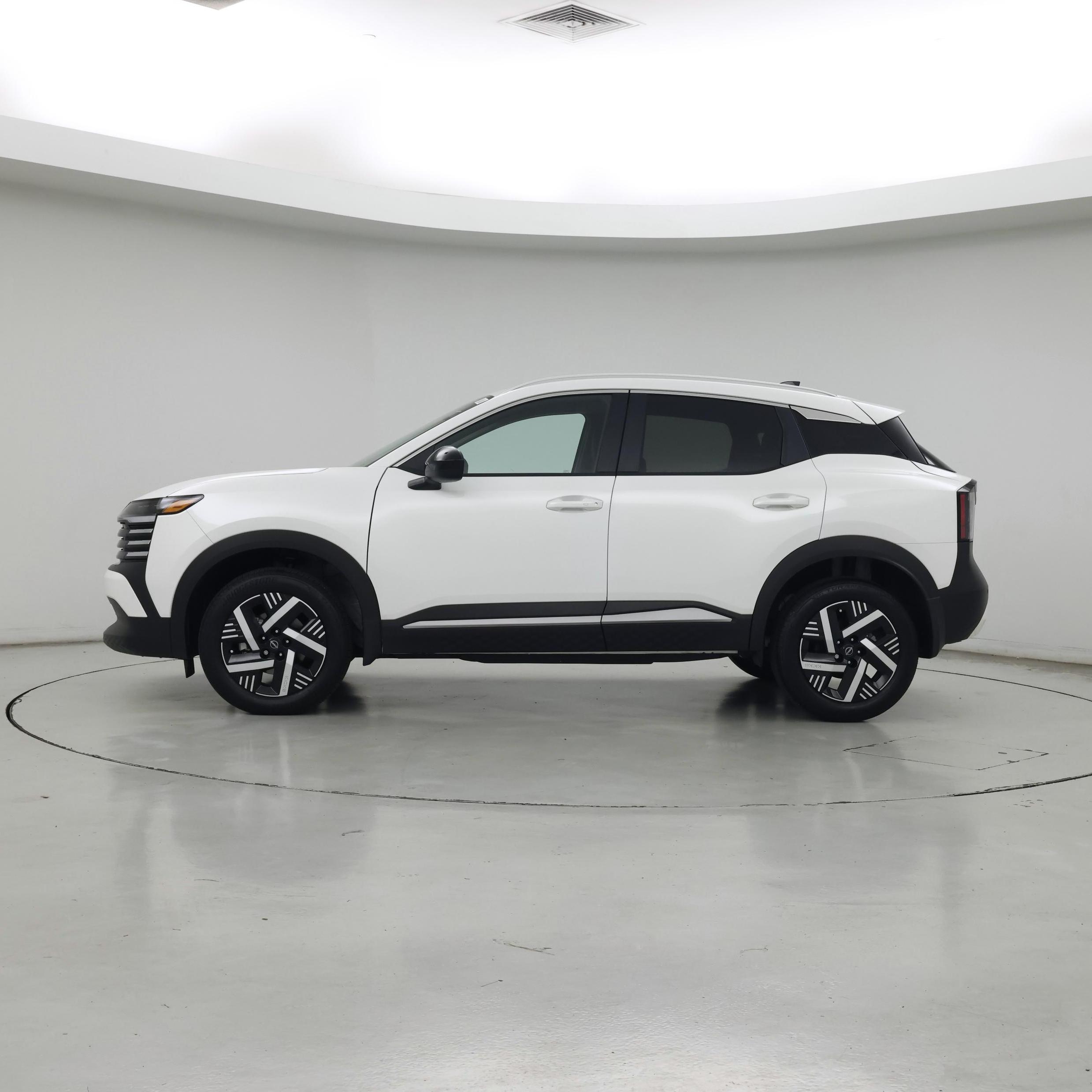 Thumbnail: 2026 Nissan Kicks - 3