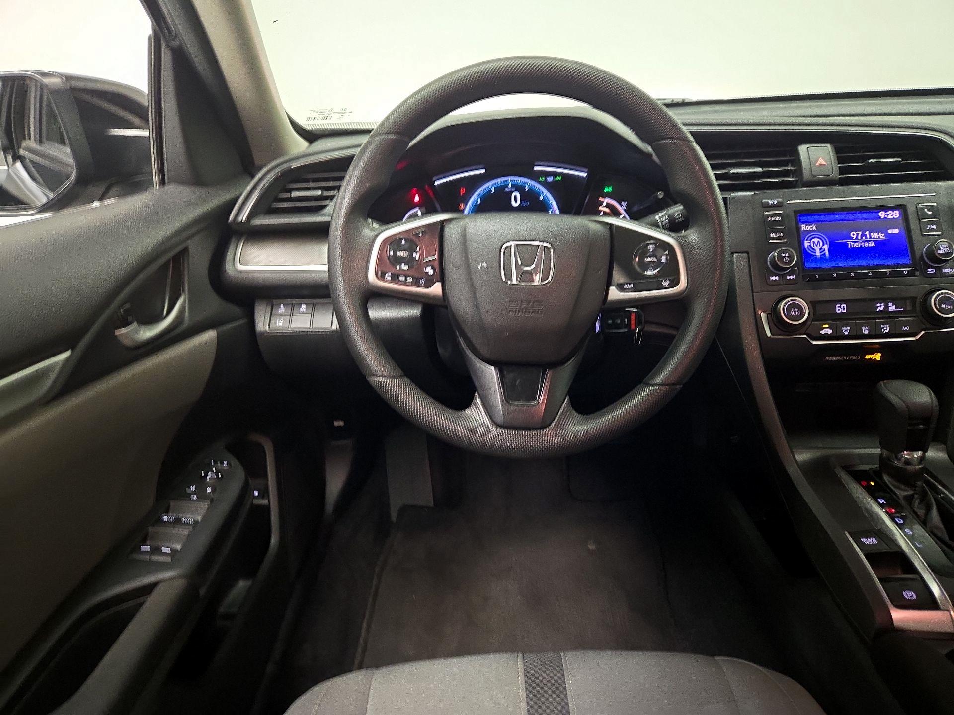 Thumbnail: 2019 Honda Civic - 10