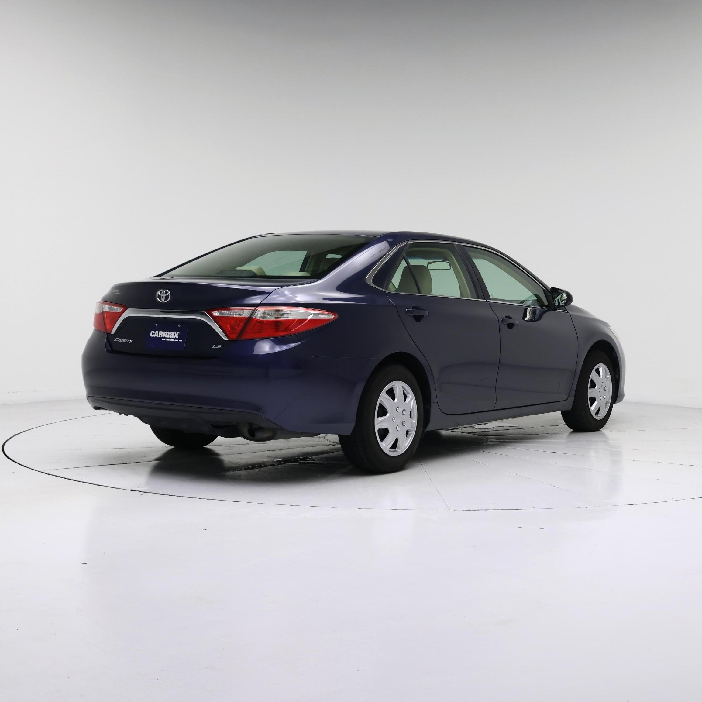 Thumbnail: 2015 Toyota Camry - 8