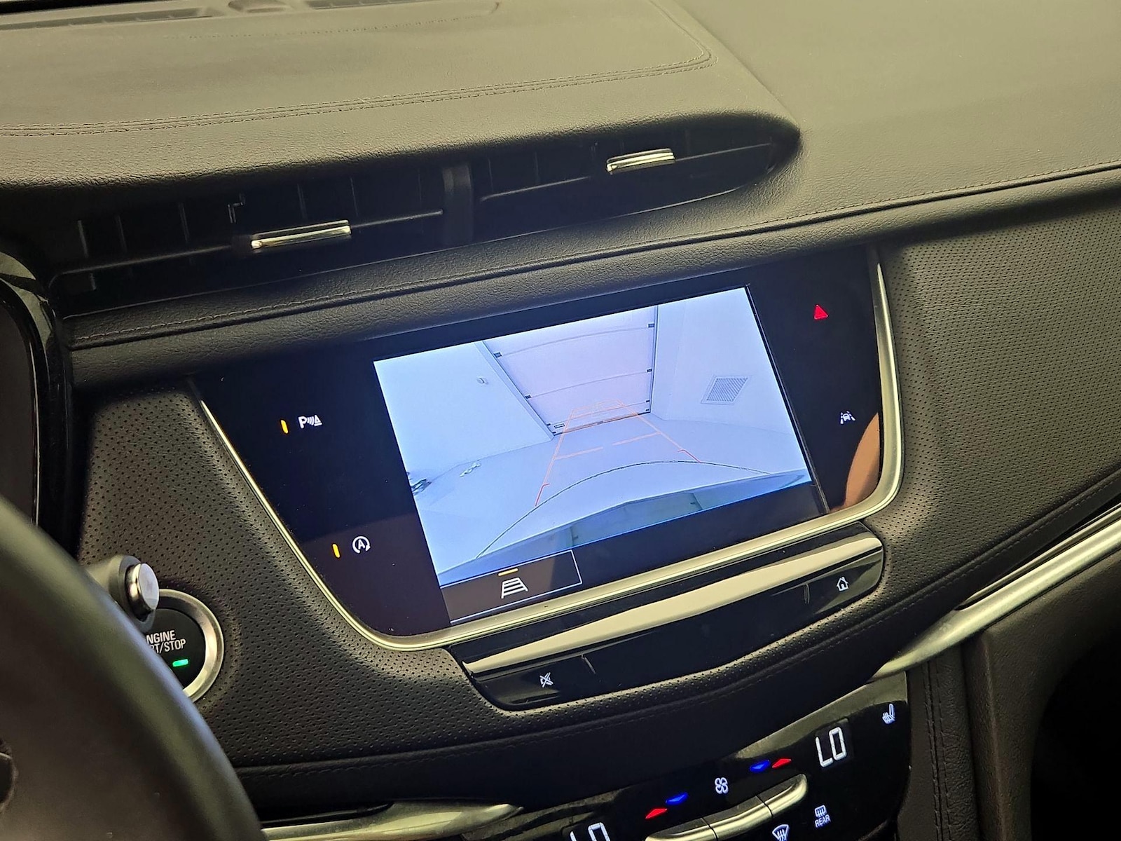 2024 Cadillac XT6 Luxury - Photo 15