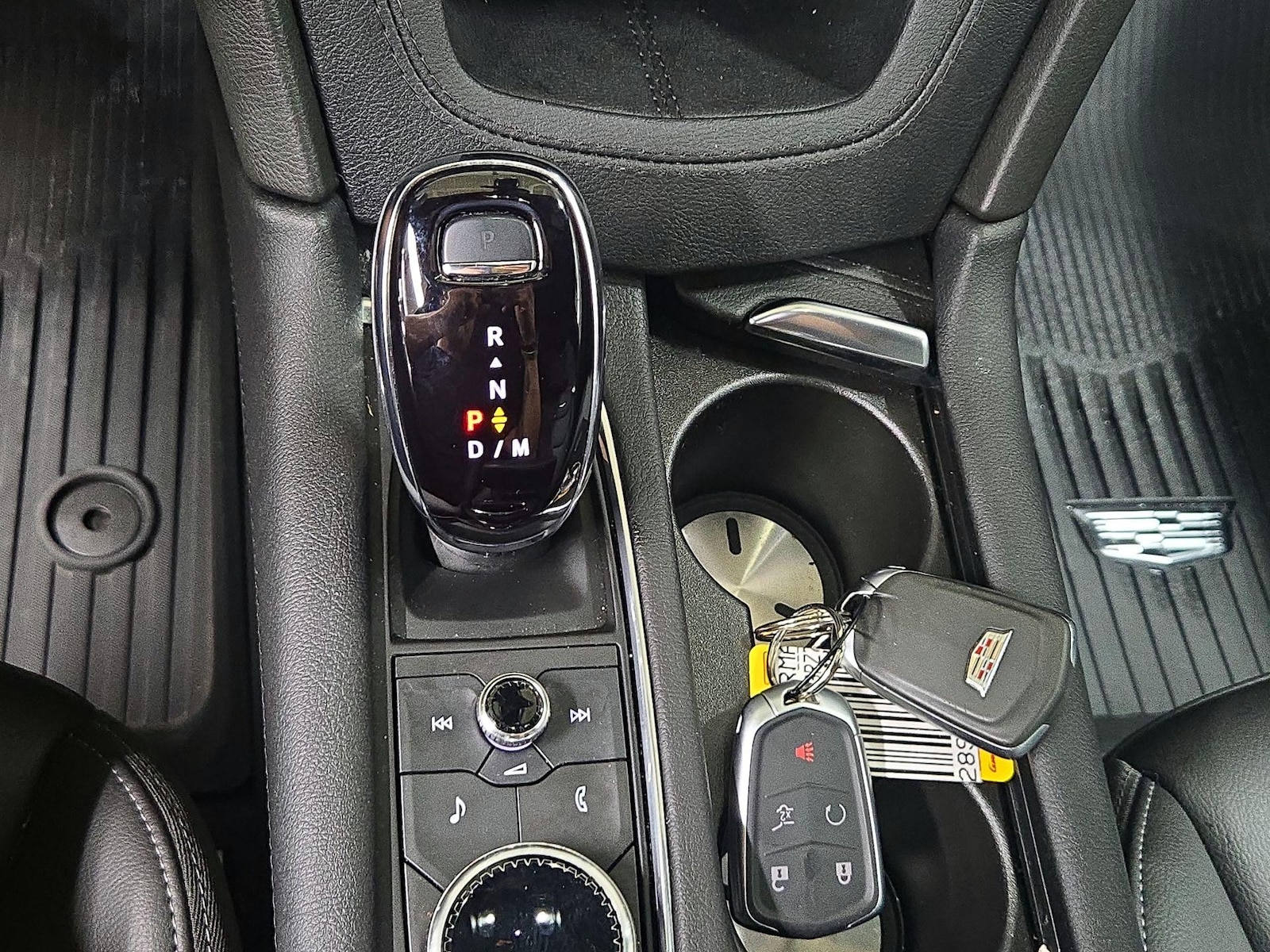 2024 Cadillac XT6 Luxury - Photo 18