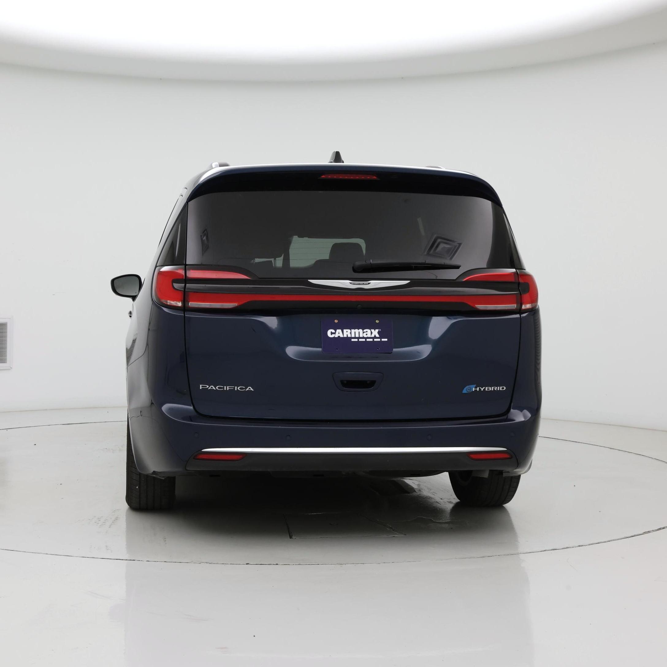 Thumbnail: 2023 Chrysler Pacifica - 6