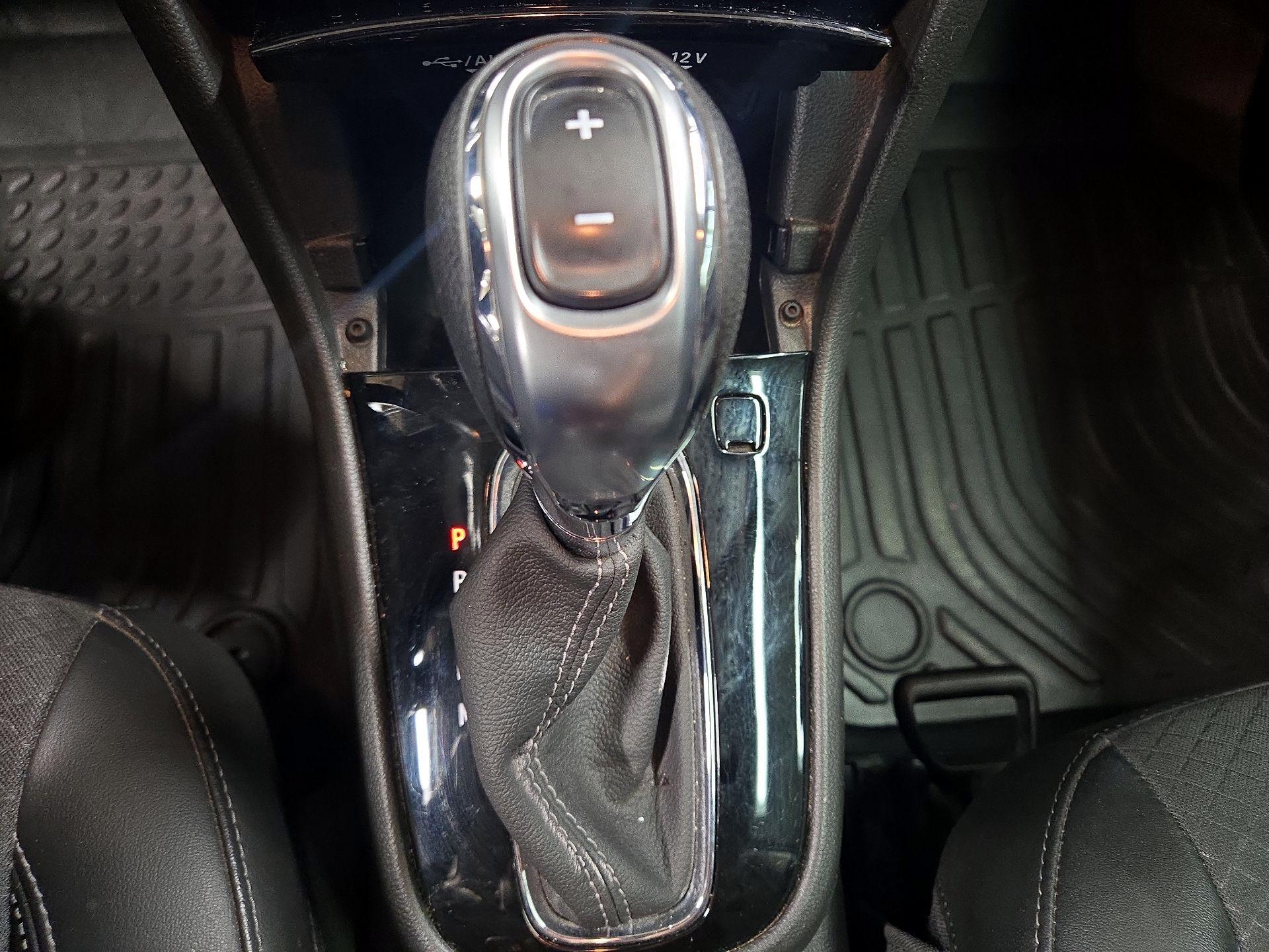 Thumbnail: 2022 Buick Encore - 17