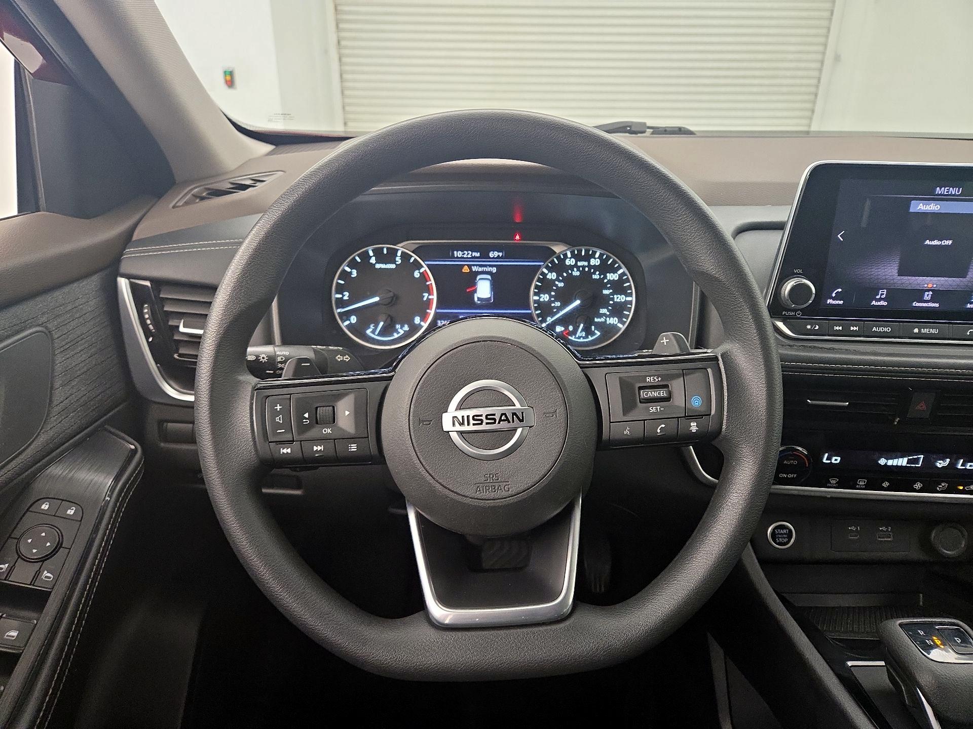 Thumbnail: 2021 Nissan Rogue - 10