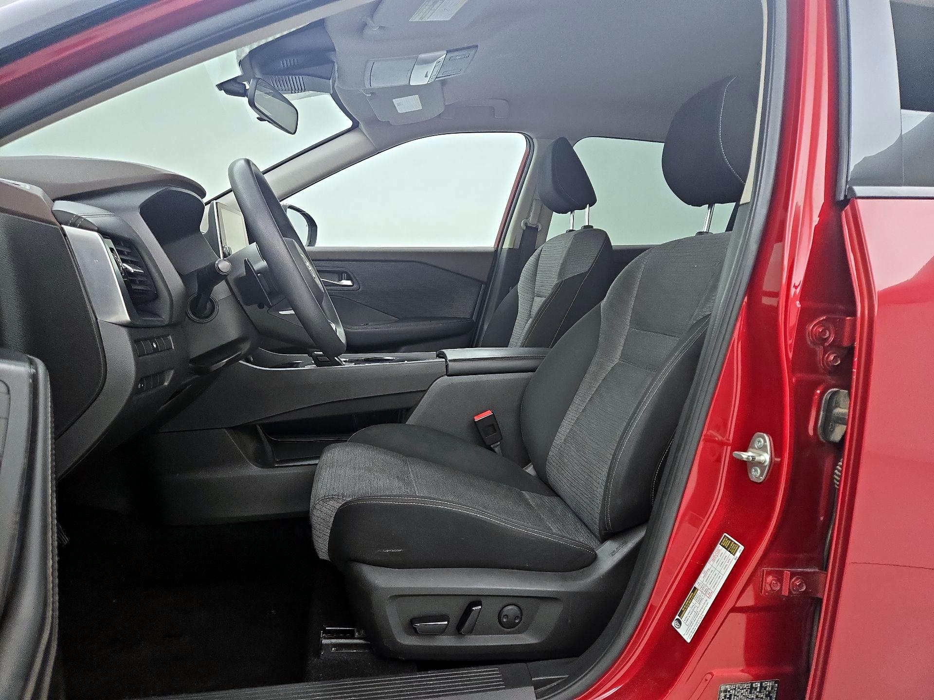 Thumbnail: 2021 Nissan Rogue - 11
