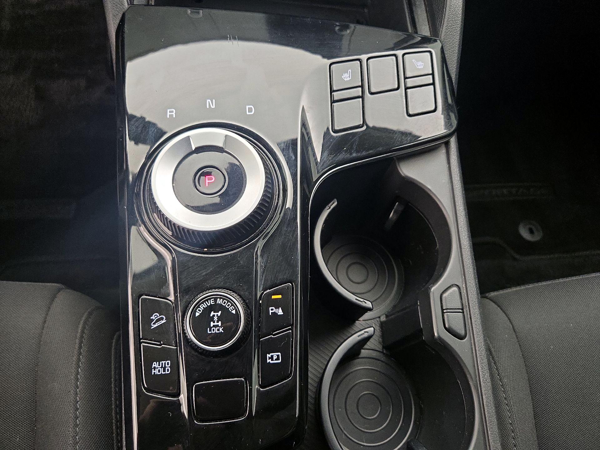 Thumbnail: 2023 Kia Sportage - 16