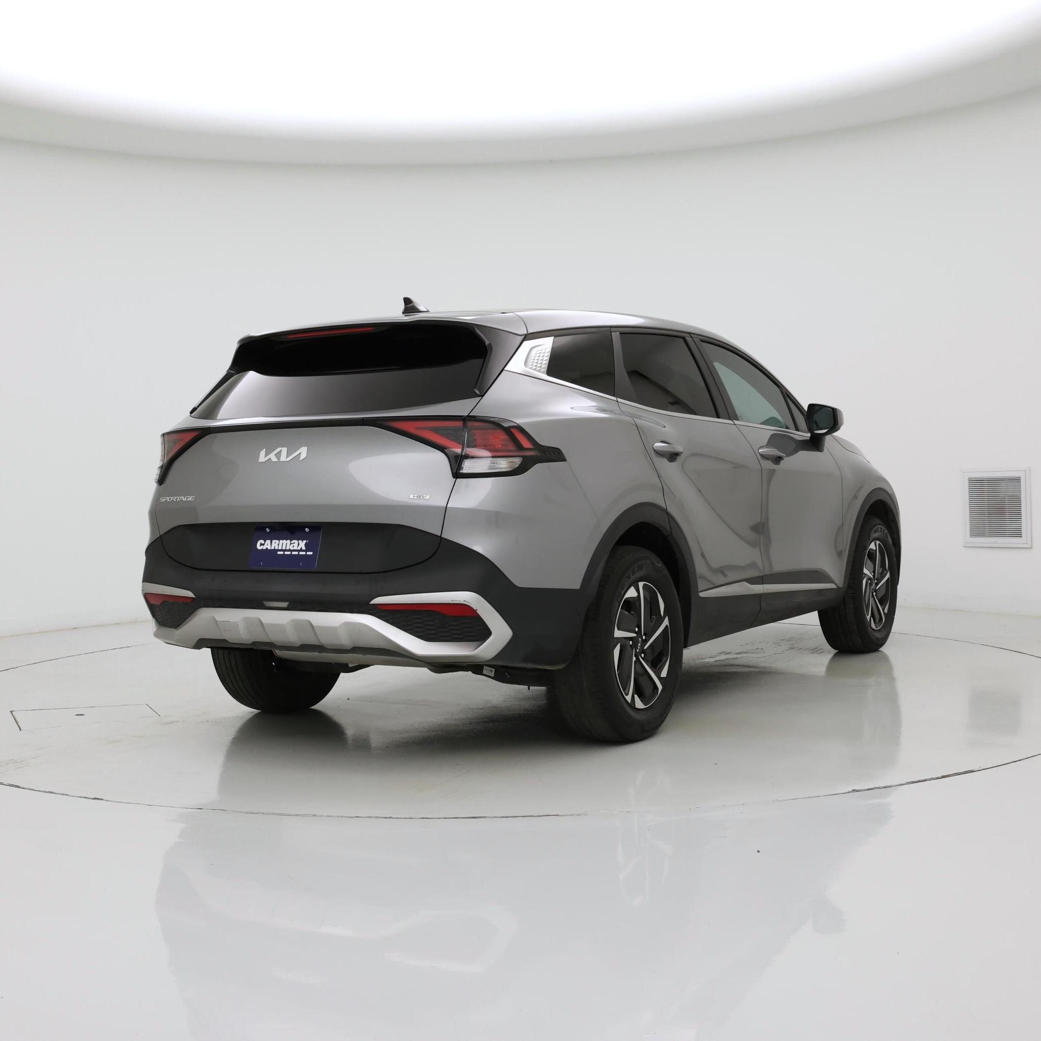 Thumbnail: 2023 Kia Sportage - 8