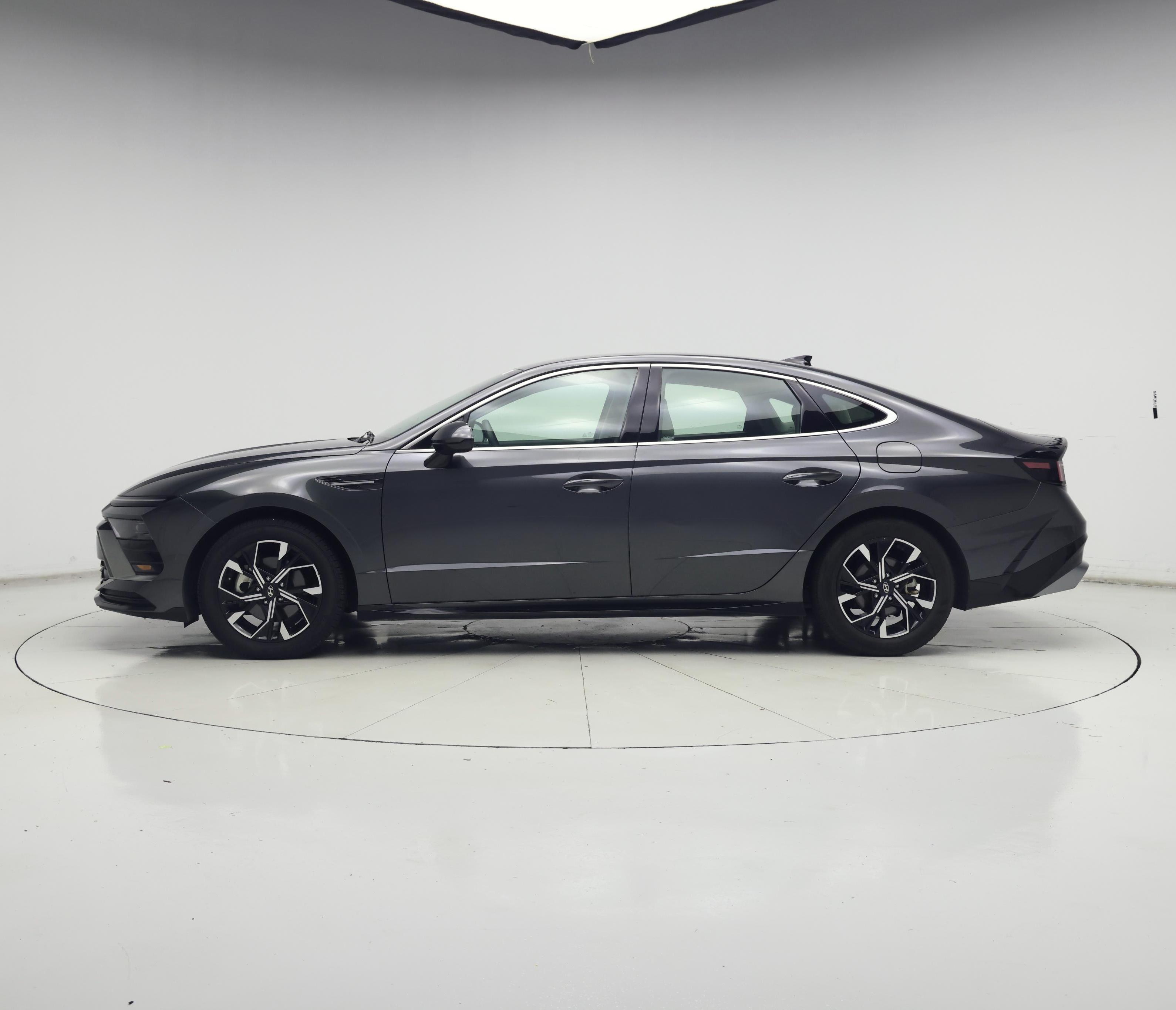 Thumbnail: 2025 Hyundai Sonata - 3