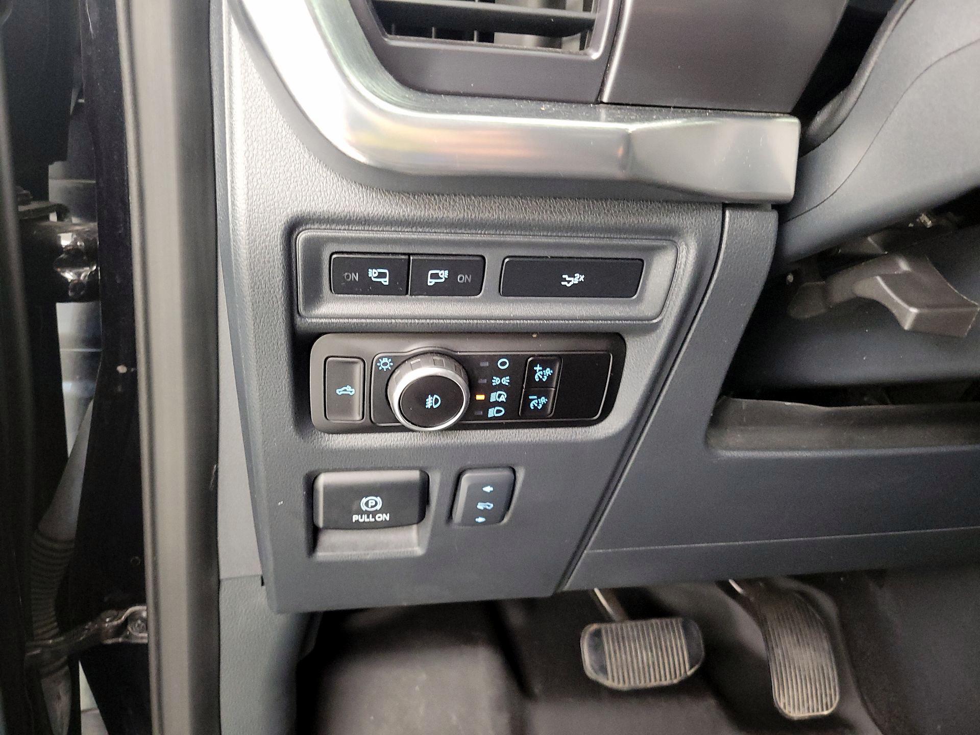 Thumbnail: 2023 Ford F-150 - 13
