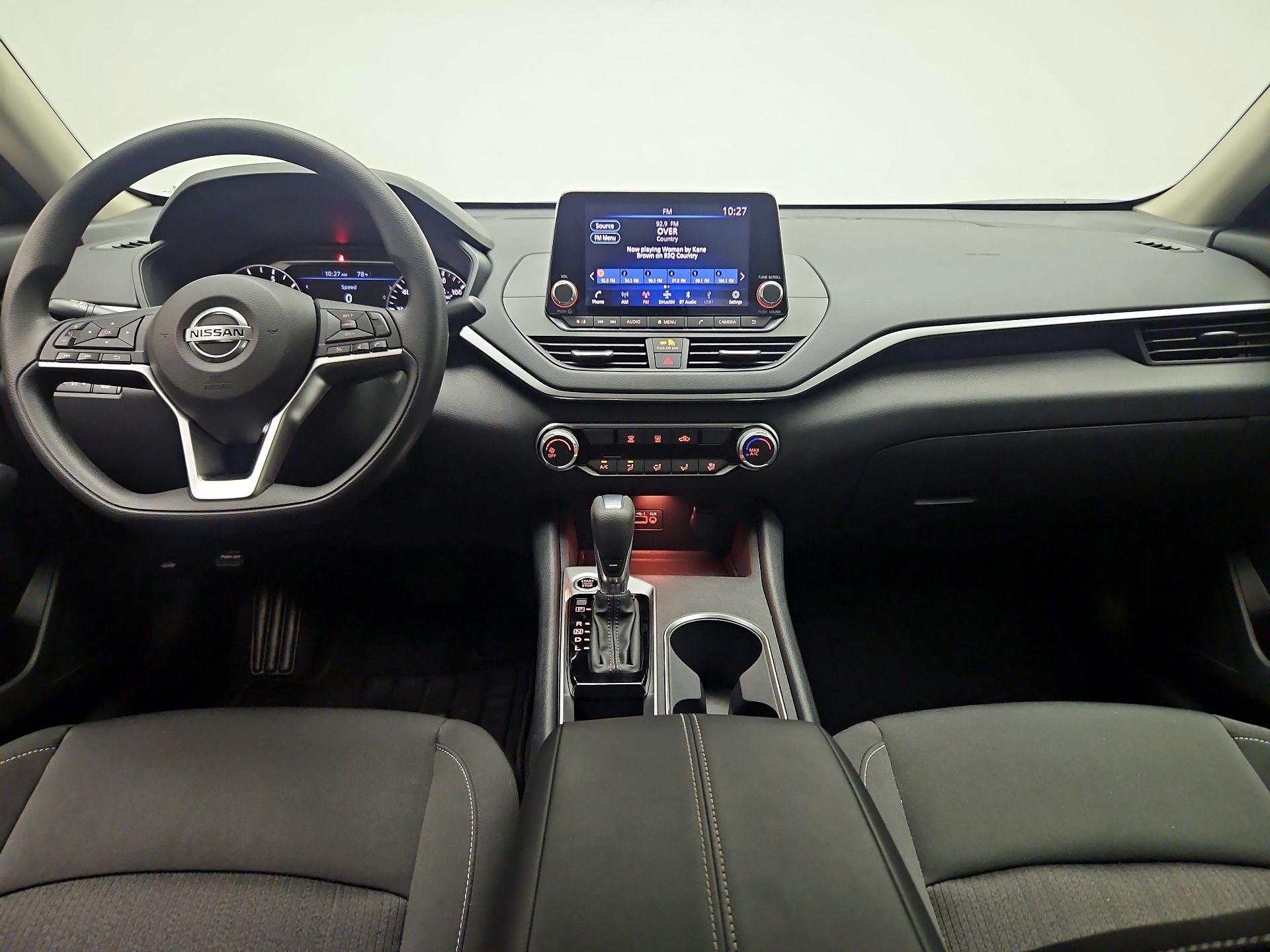 Thumbnail: 2022 Nissan Altima - 9