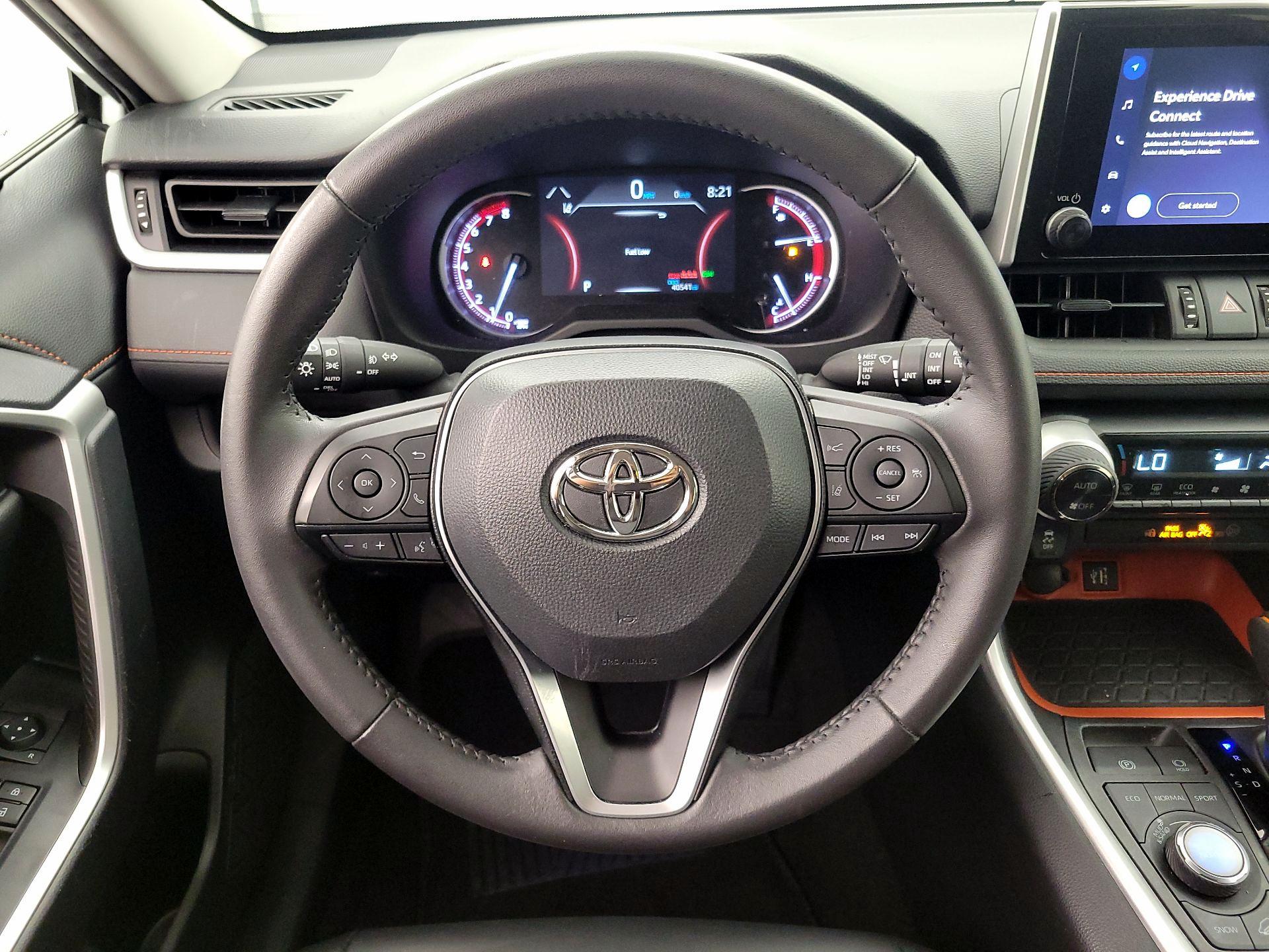 Thumbnail: 2024 Toyota RAV4 - 10
