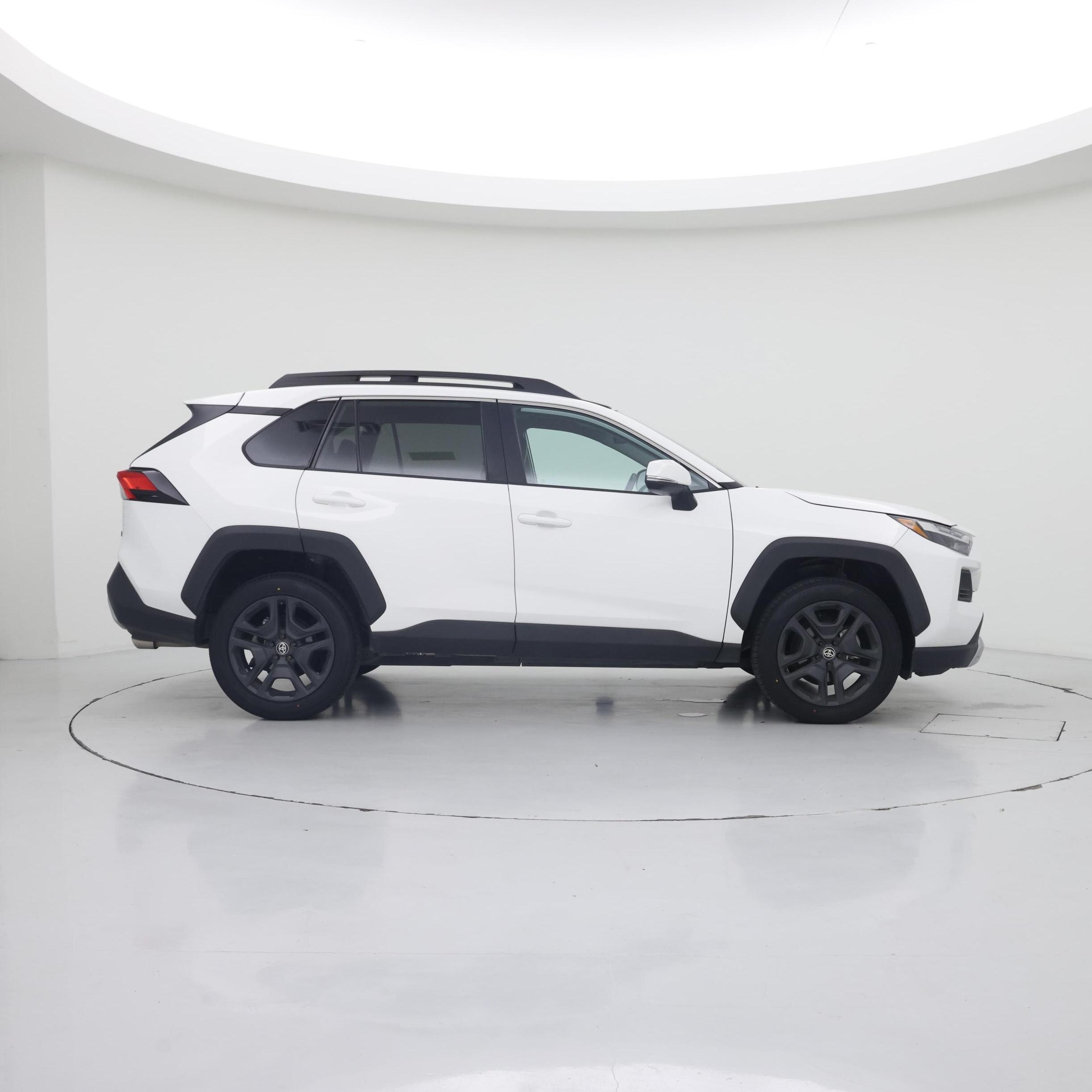 Thumbnail: 2024 Toyota RAV4 - 7