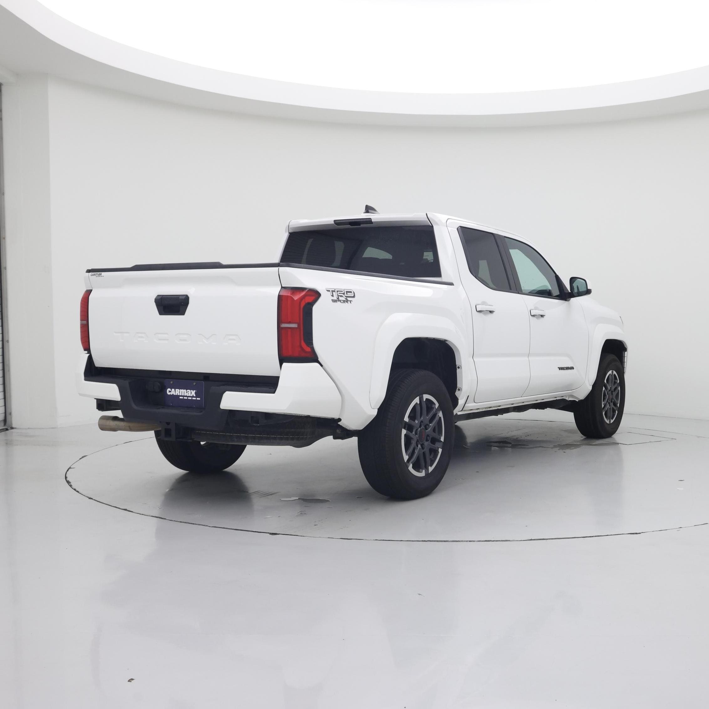 Thumbnail: 2024 Toyota Tacoma - 8