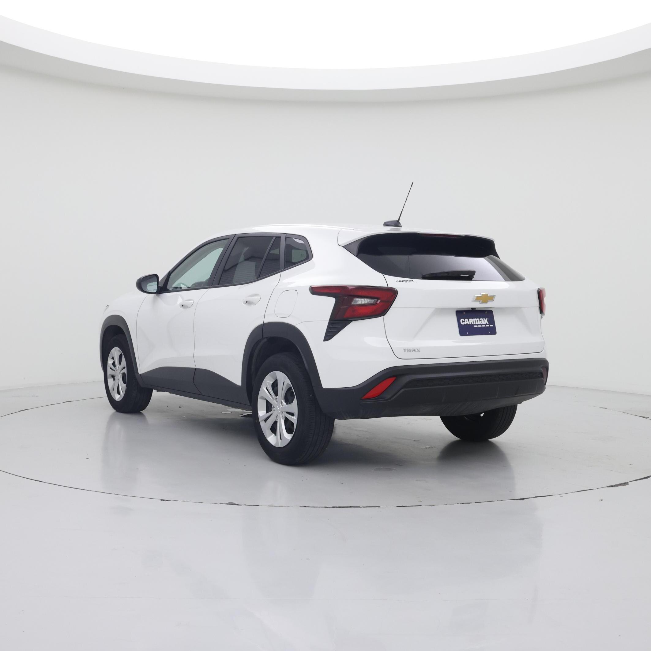 Thumbnail: 2025 Chevrolet Trax - 2