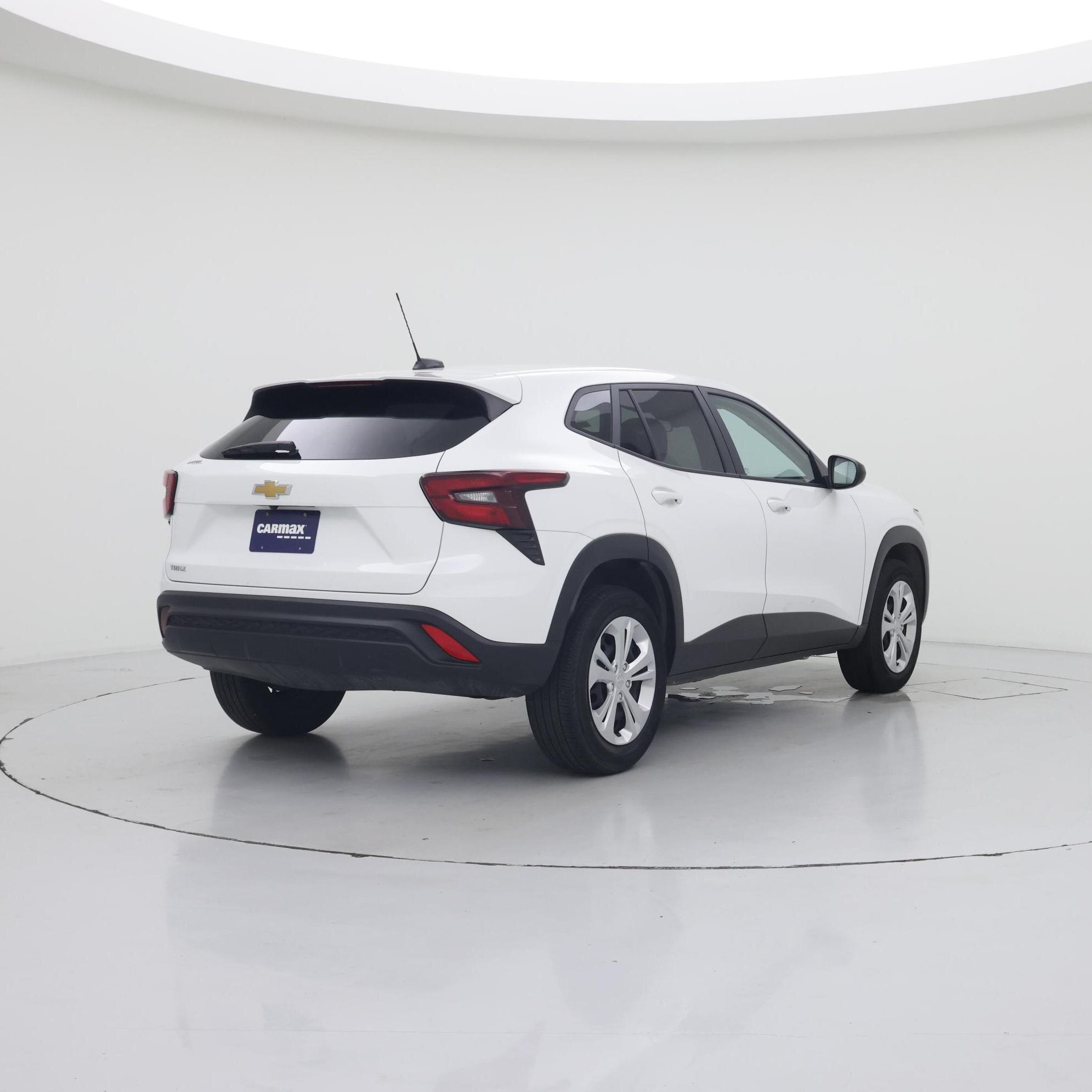 Thumbnail: 2025 Chevrolet Trax - 8
