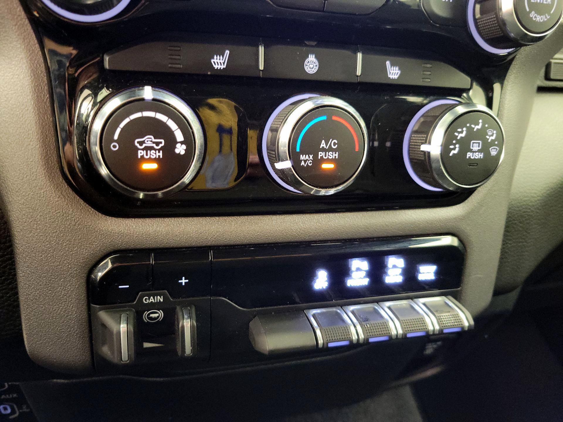 Thumbnail: 2025 RAM 1500 - 16
