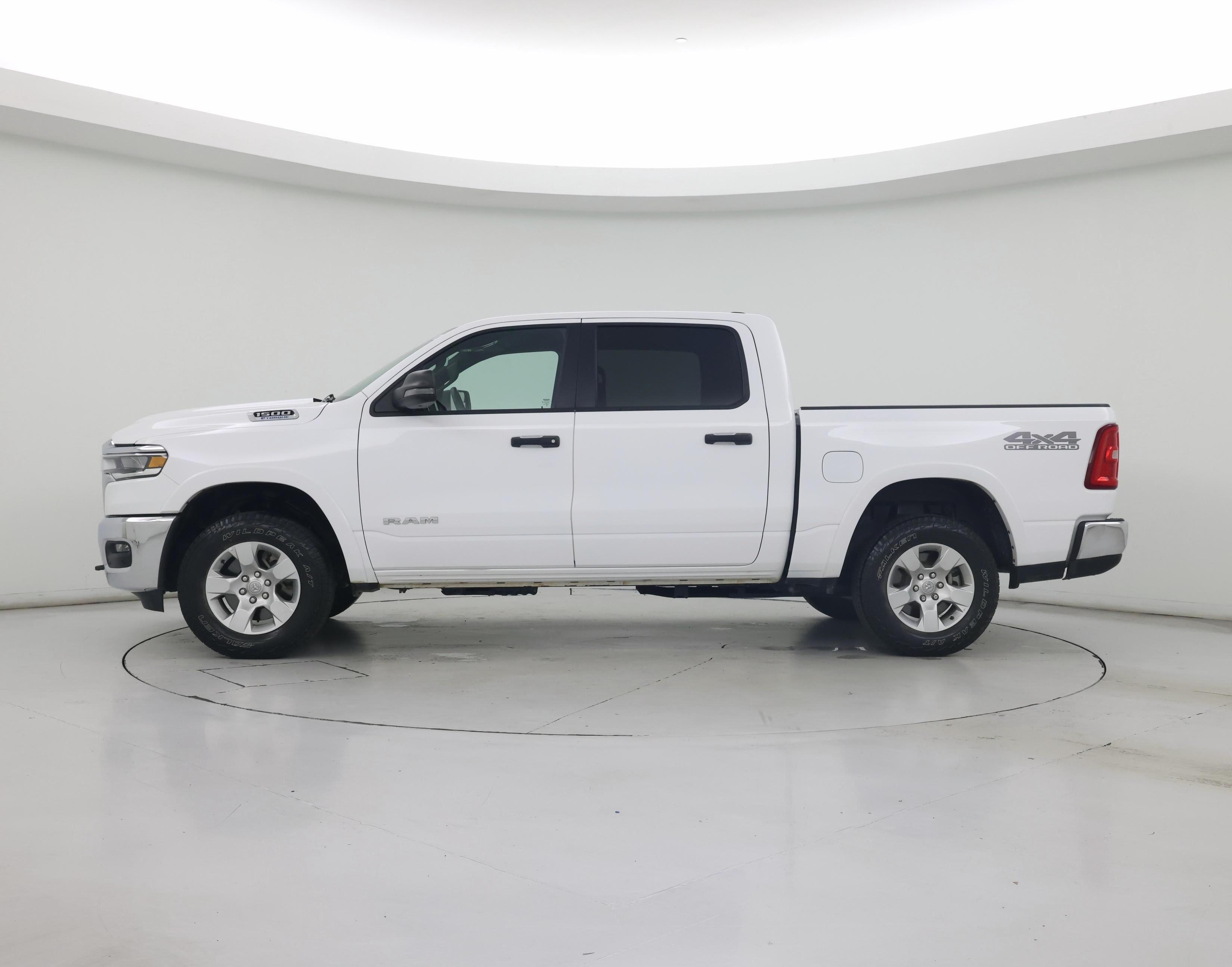 Thumbnail: 2025 RAM 1500 - 3