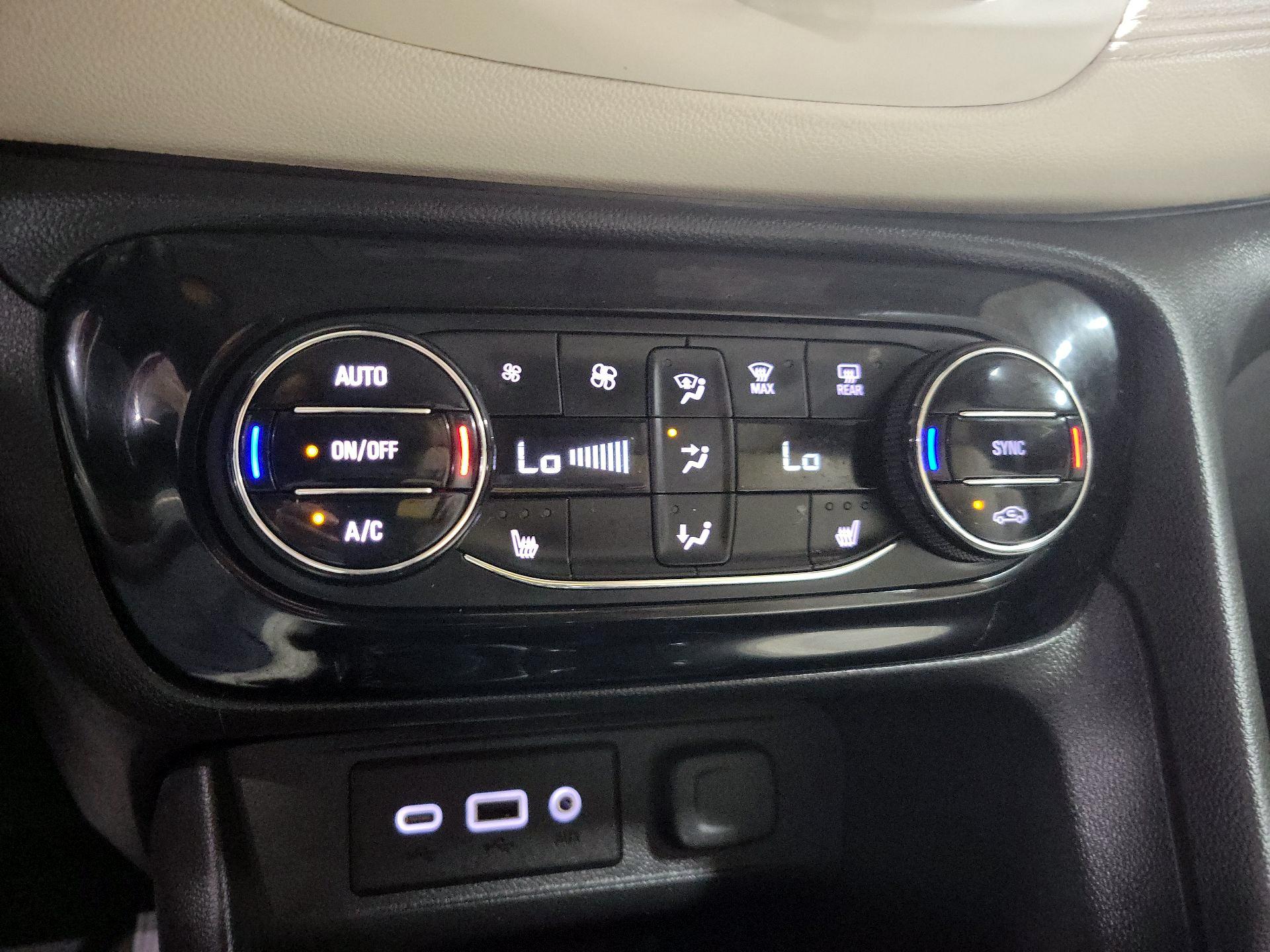 Thumbnail: 2021 Buick Encore GX - 16
