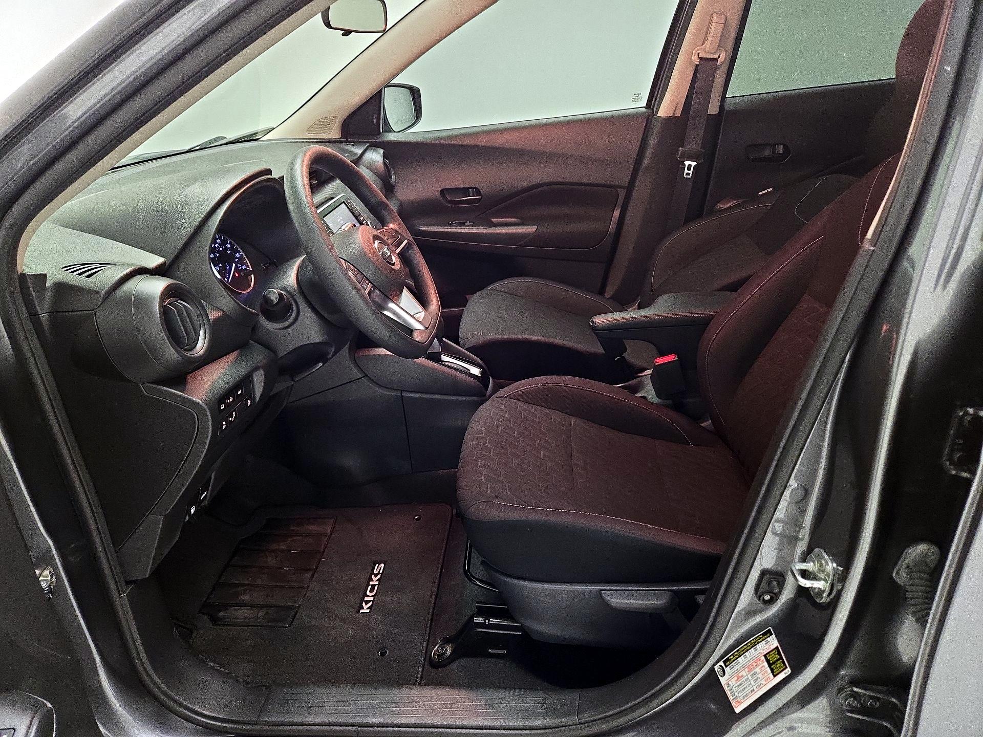 Thumbnail: 2021 Nissan Kicks - 11