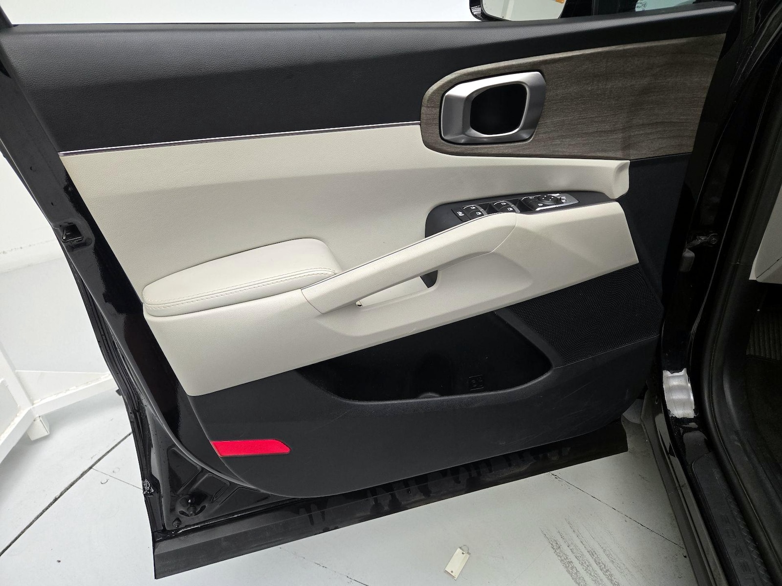 2023 Kia Sorento EX - Photo 13