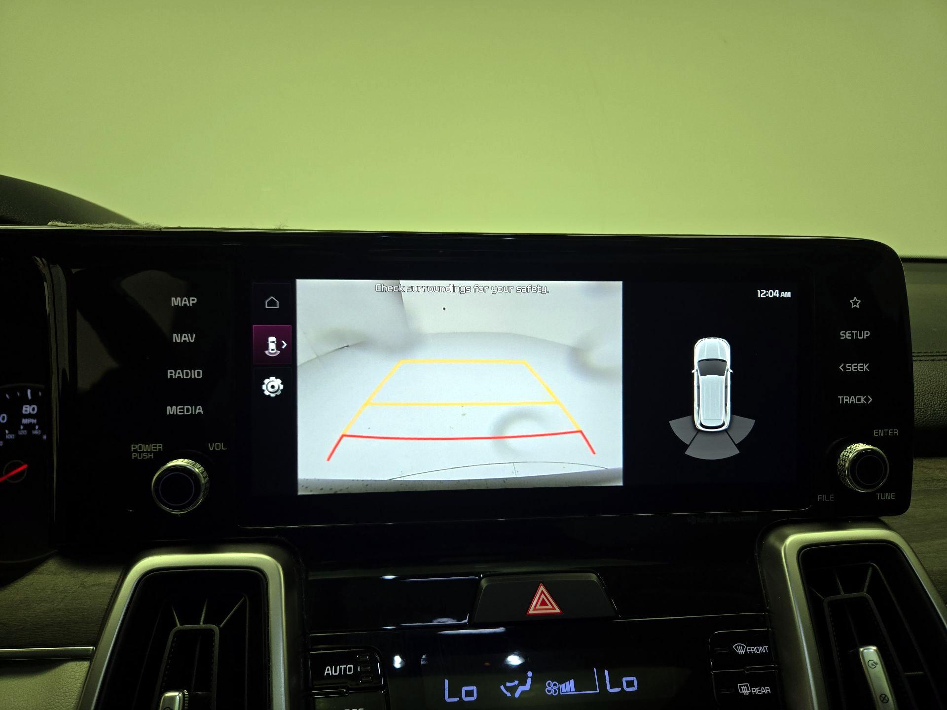 Thumbnail: 2023 Kia Sorento - 15