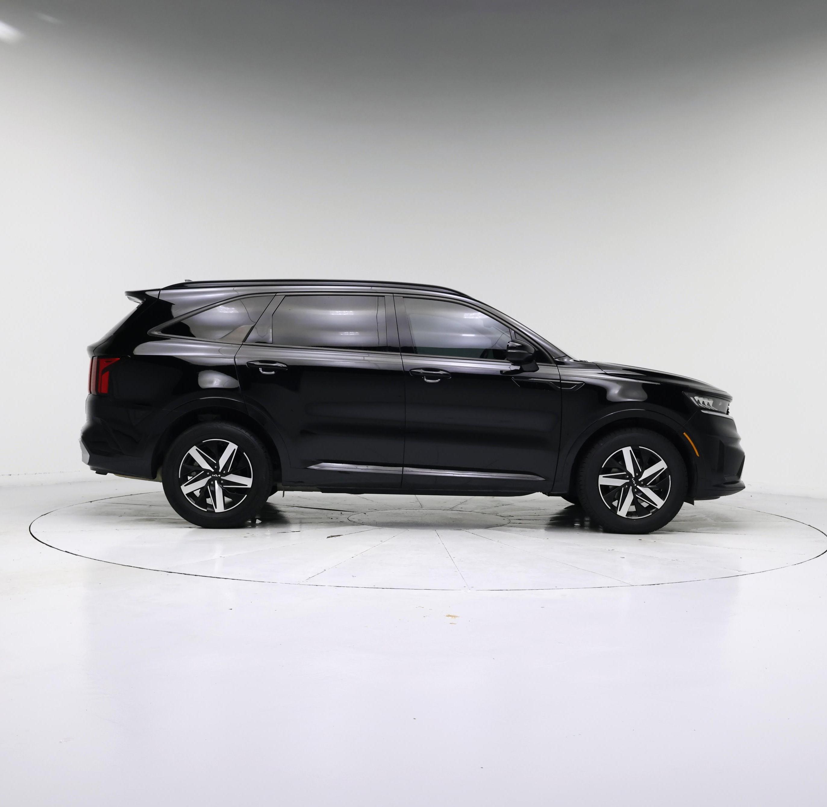 Thumbnail: 2023 Kia Sorento - 7