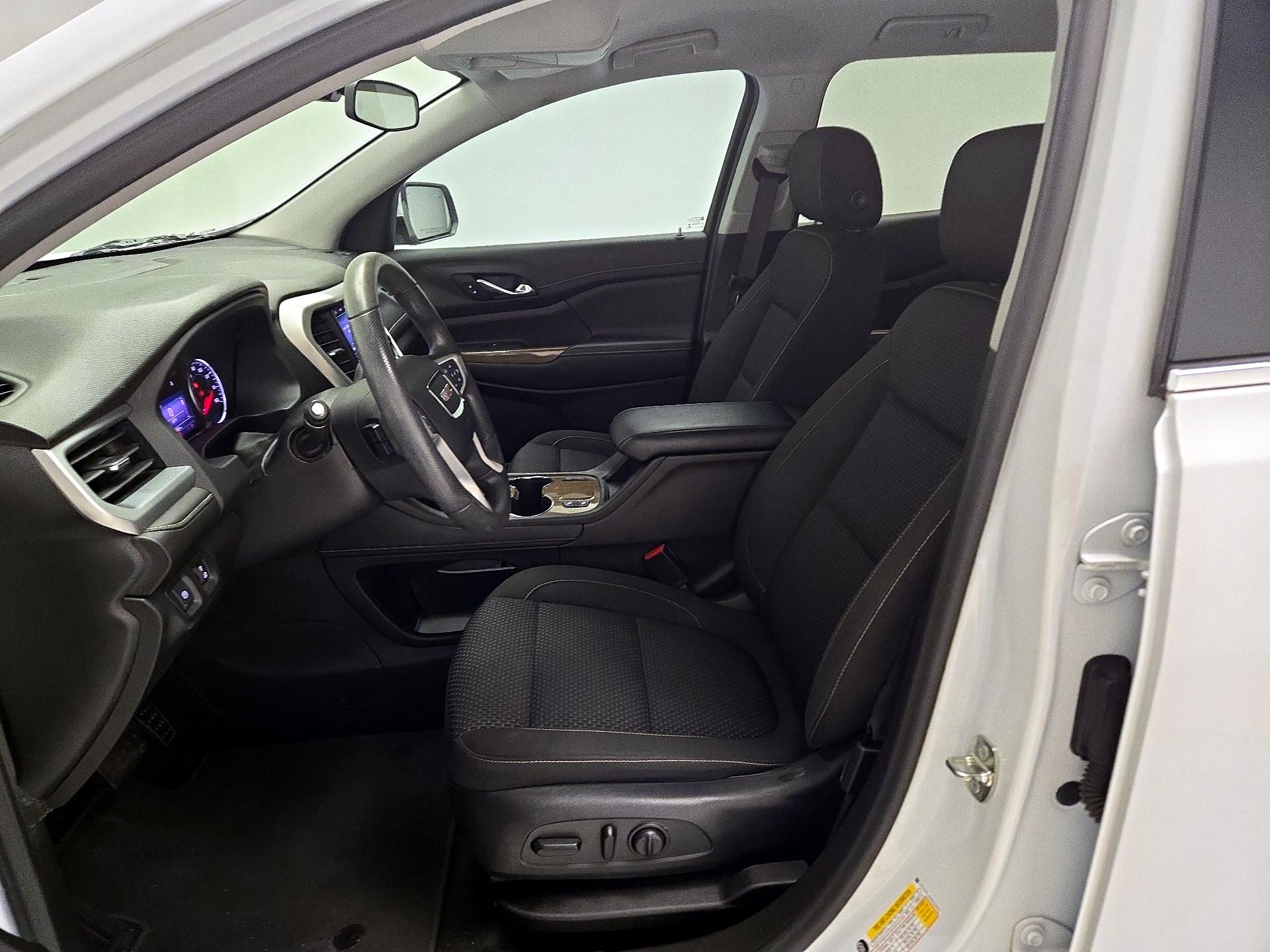 Thumbnail: 2021 GMC Acadia - 11