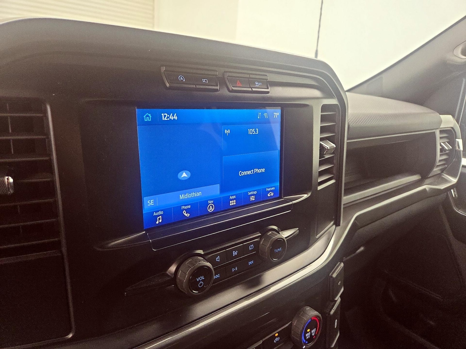 2023 Ford F-150 XL - Photo 17