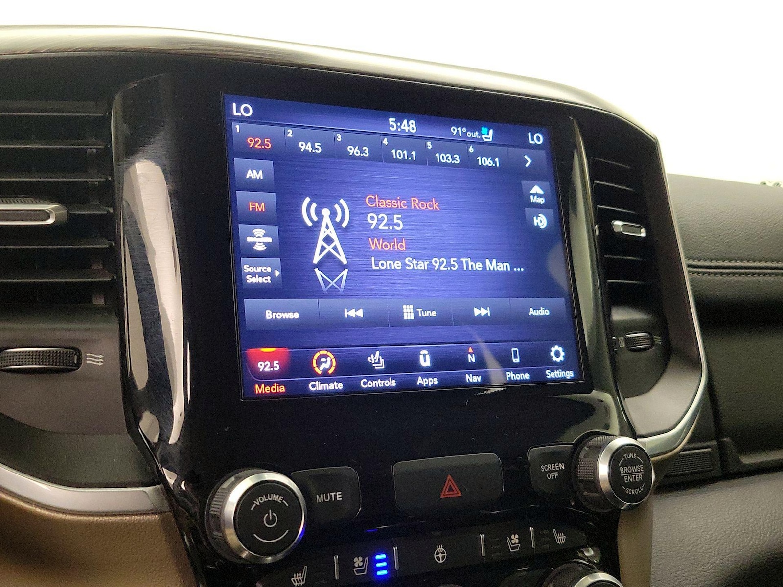 2020 RAM Ram 1500 Pickup Laramie - Photo 16