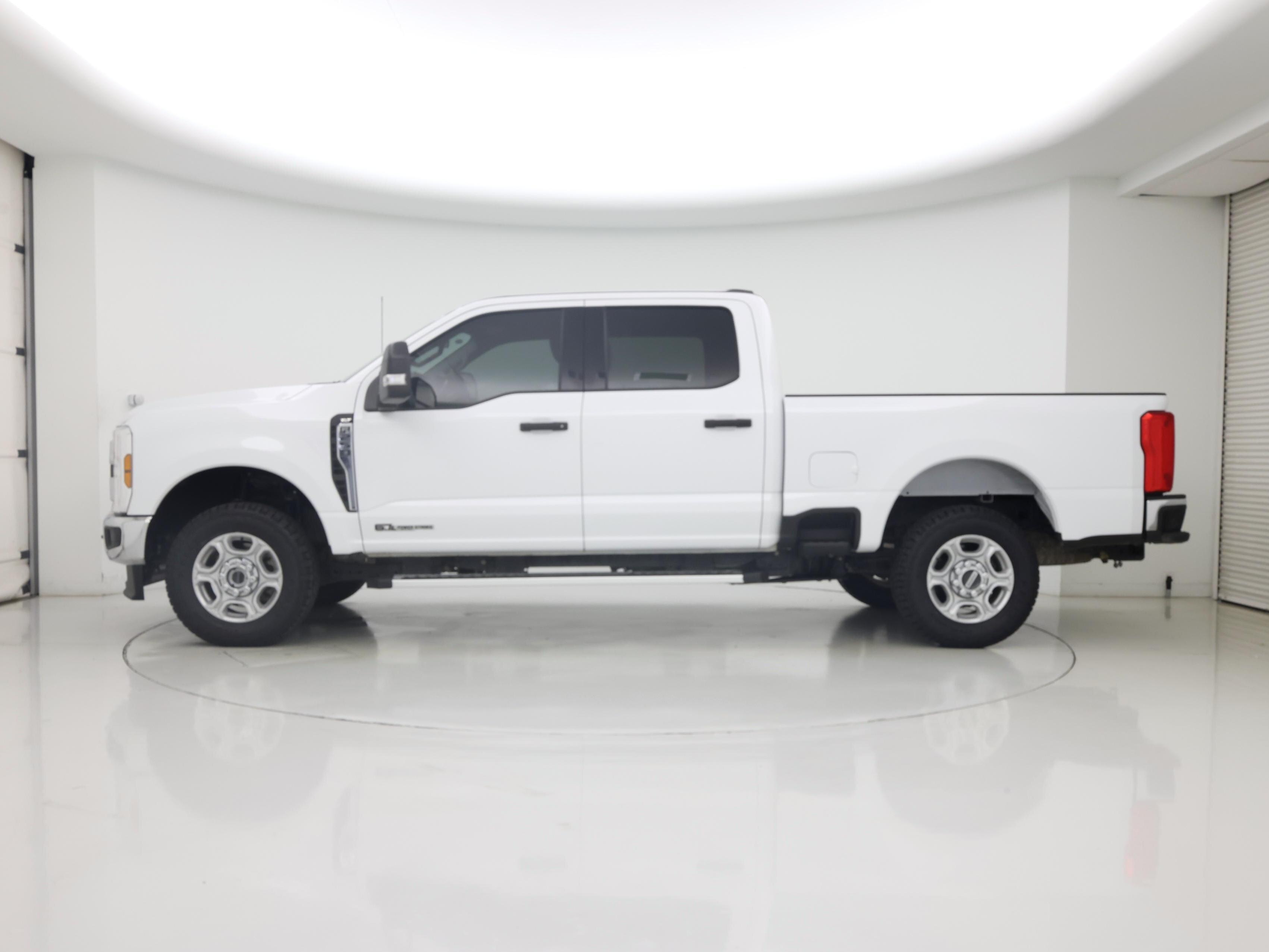 Thumbnail: 2025 Ford F-250 - 3