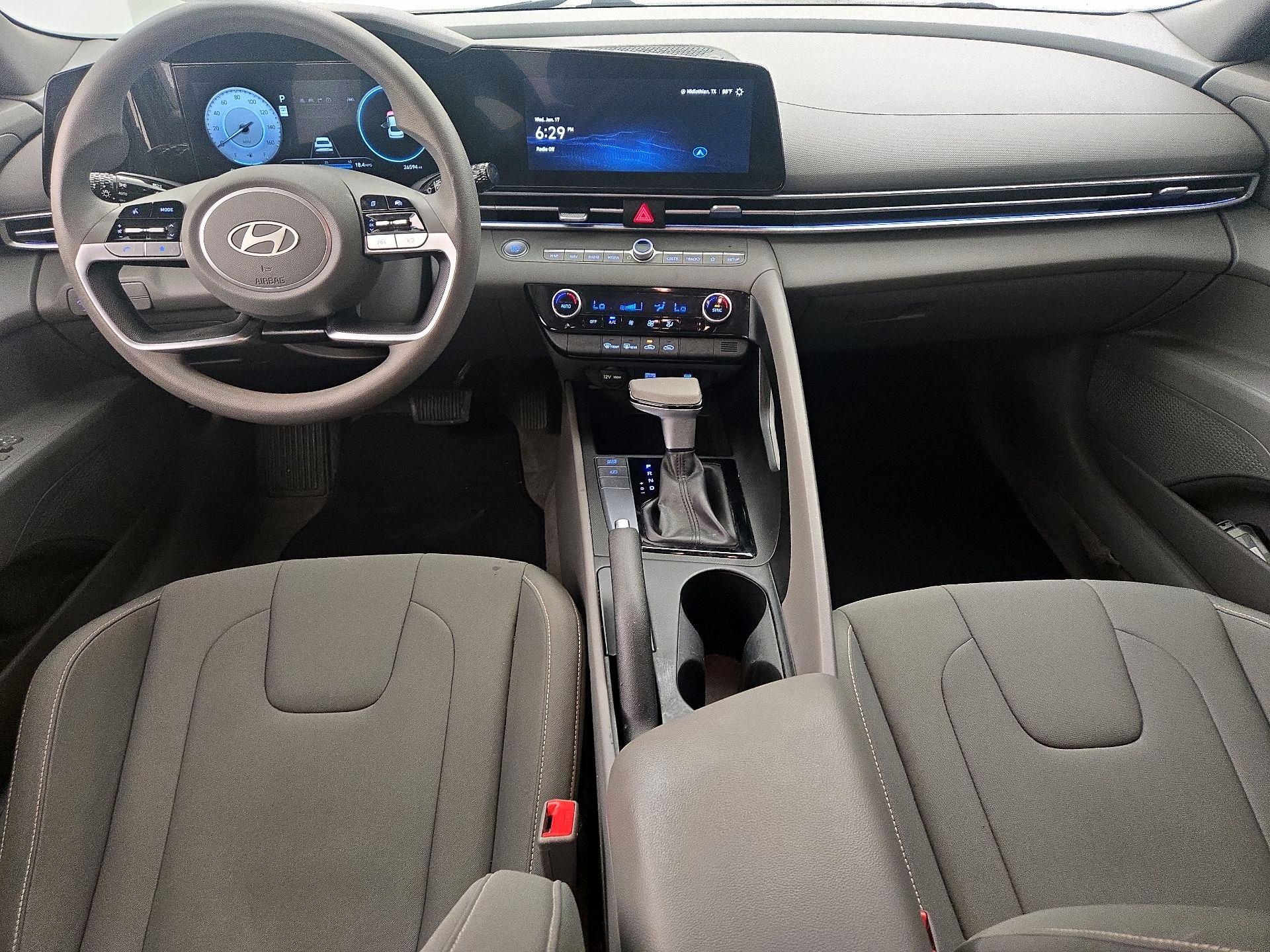 Thumbnail: 2024 Hyundai Elantra - 9