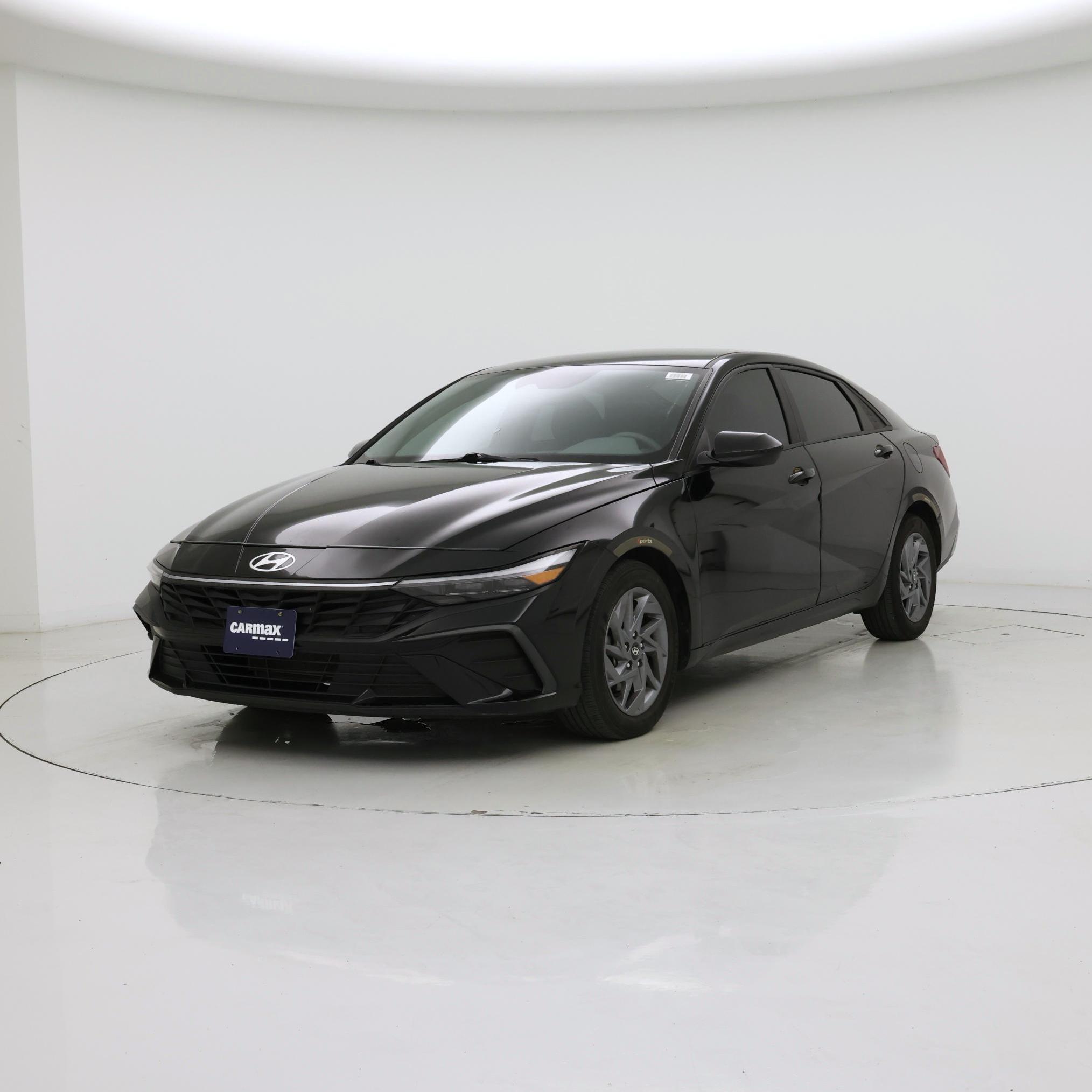 Thumbnail: 2024 Hyundai Elantra - 4
