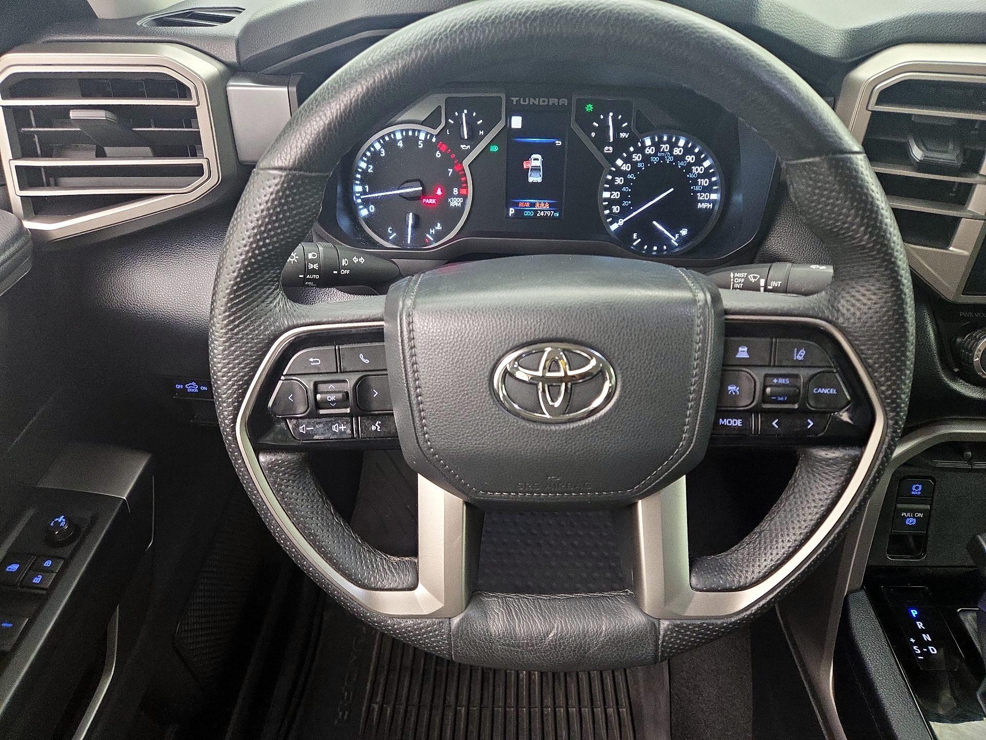 Thumbnail: 2024 Toyota Tundra - 10
