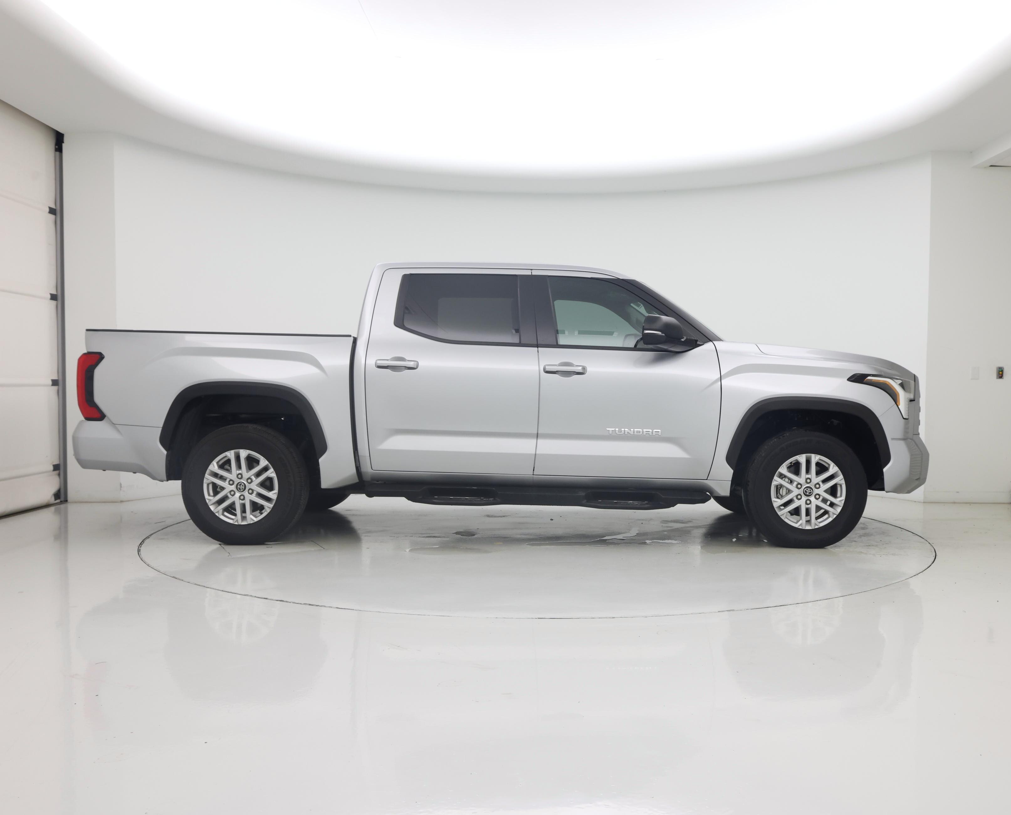 Thumbnail: 2024 Toyota Tundra - 7