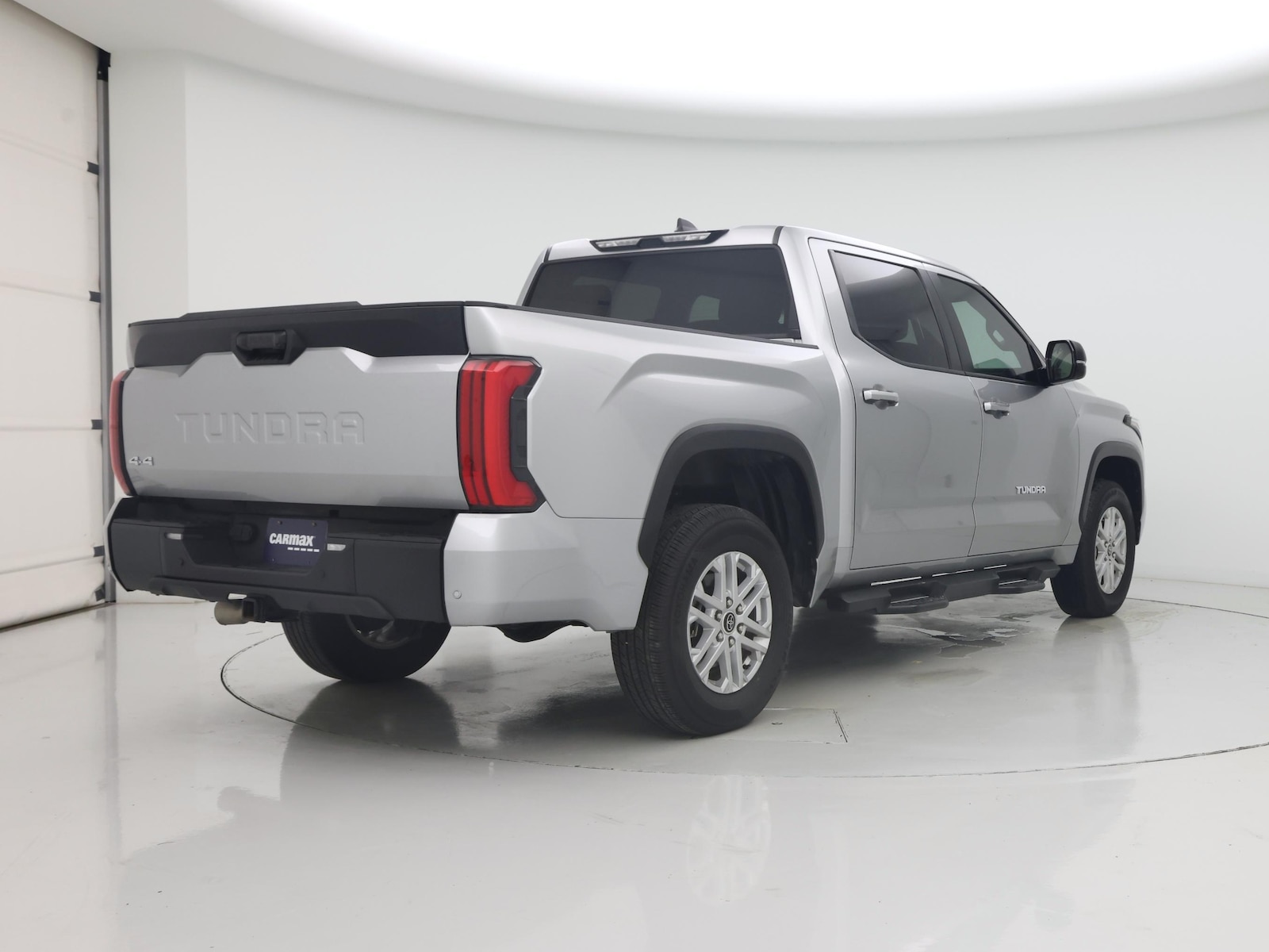 2024 Toyota Tundra SR5 - Photo 9