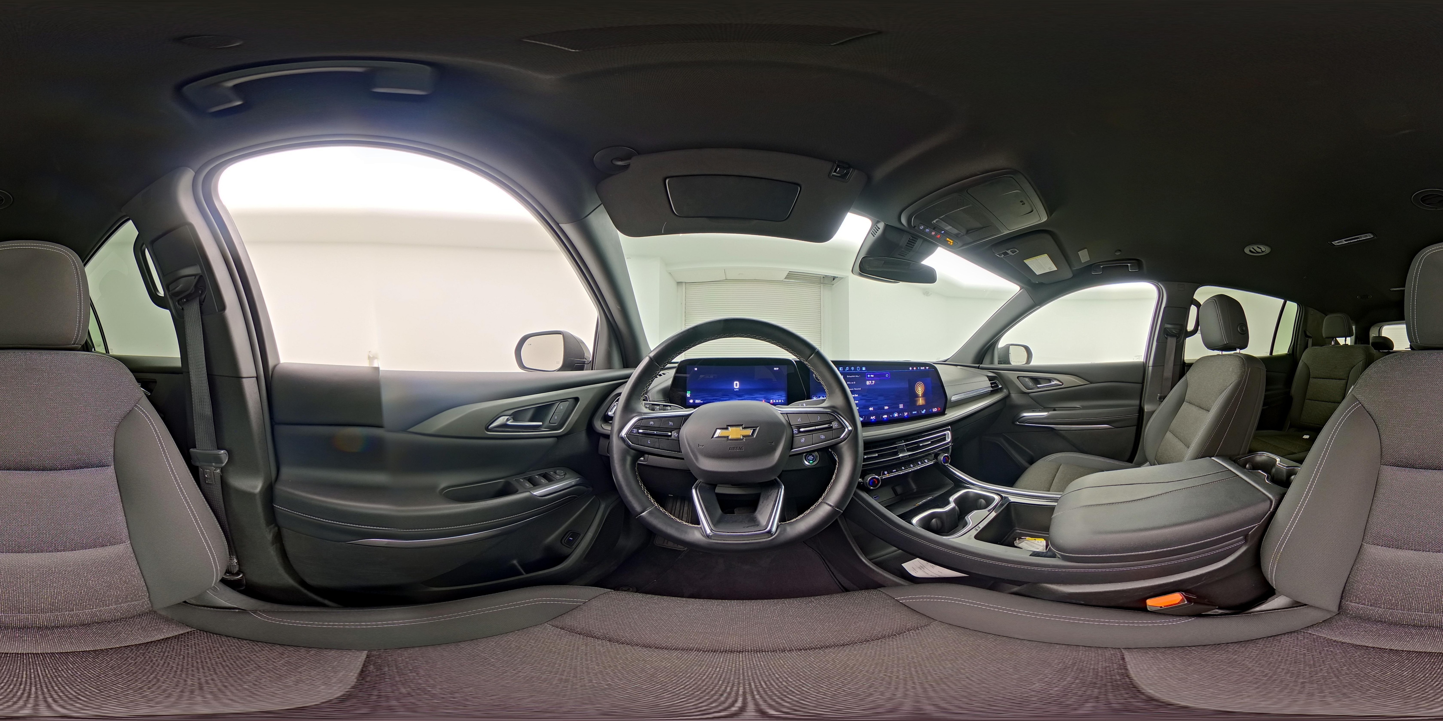 2025 Chevrolet Traverse LT - Photo 27
