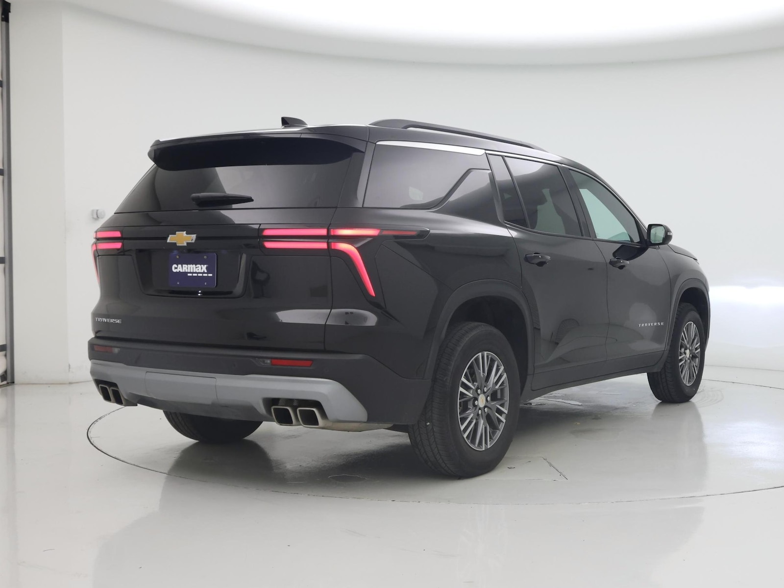2025 Chevrolet Traverse LT - Photo 9